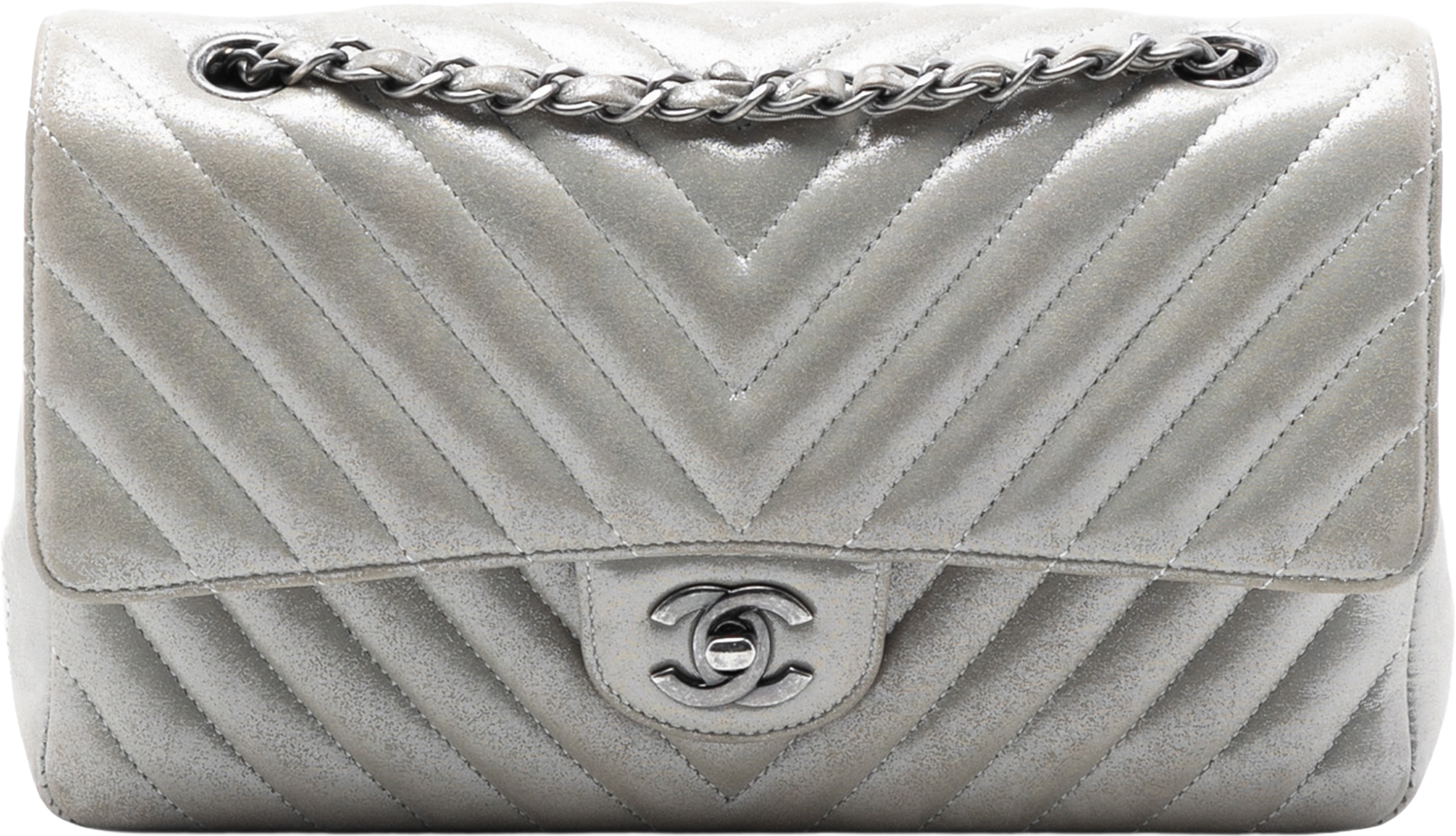 Chanel Medium Classic Chevron Iridescent Lambskin Double Flap, från Luxclusif, i färgen silver. Klicka för att öppna bilden i stort format