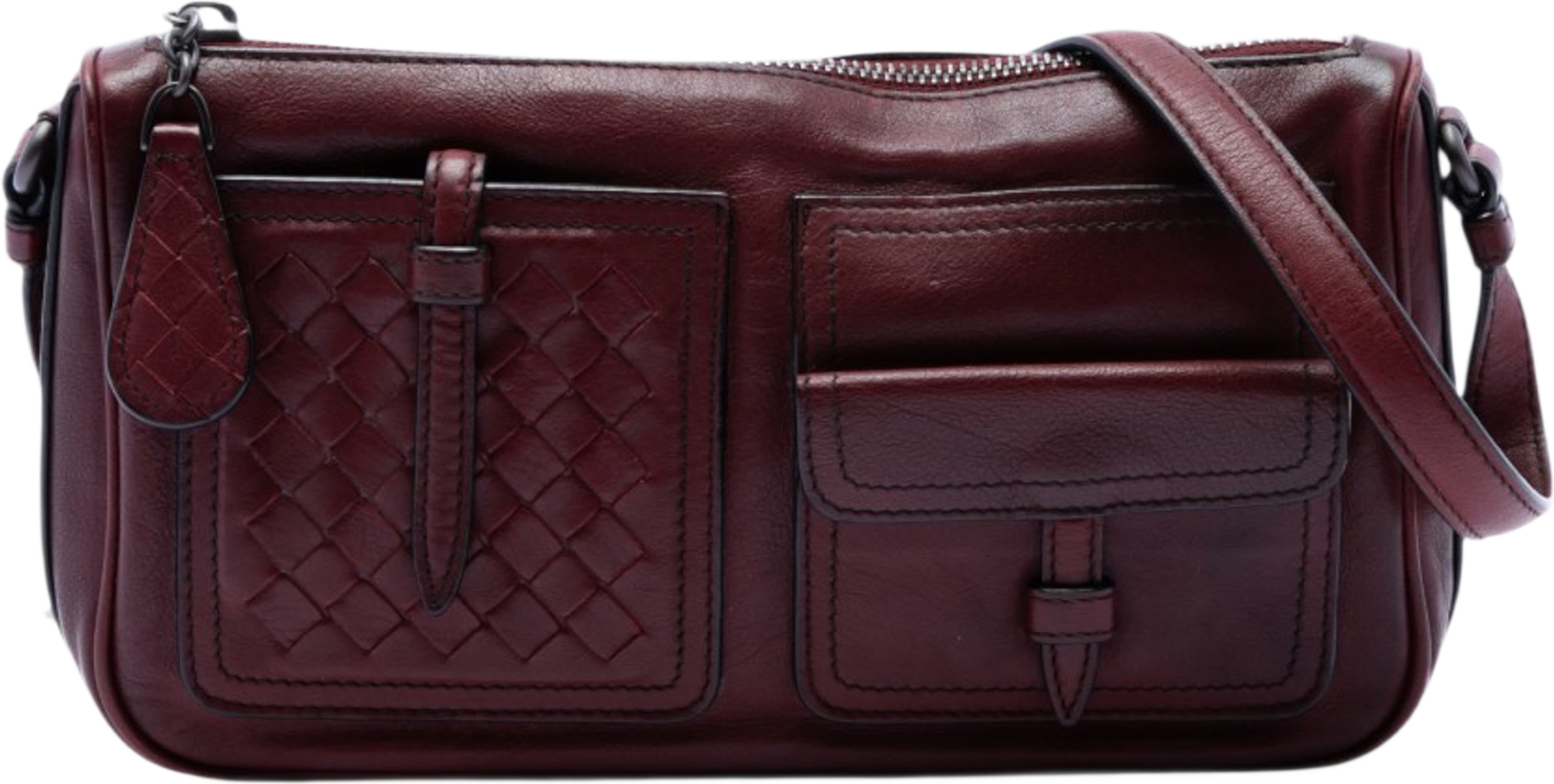 Bottega Veneta Intrecciato Trimmed Multi Pocket Leather Shoulder Bag, från Luxclusif, i färgen bordeaux. Klicka för att öppna bilden i stort format