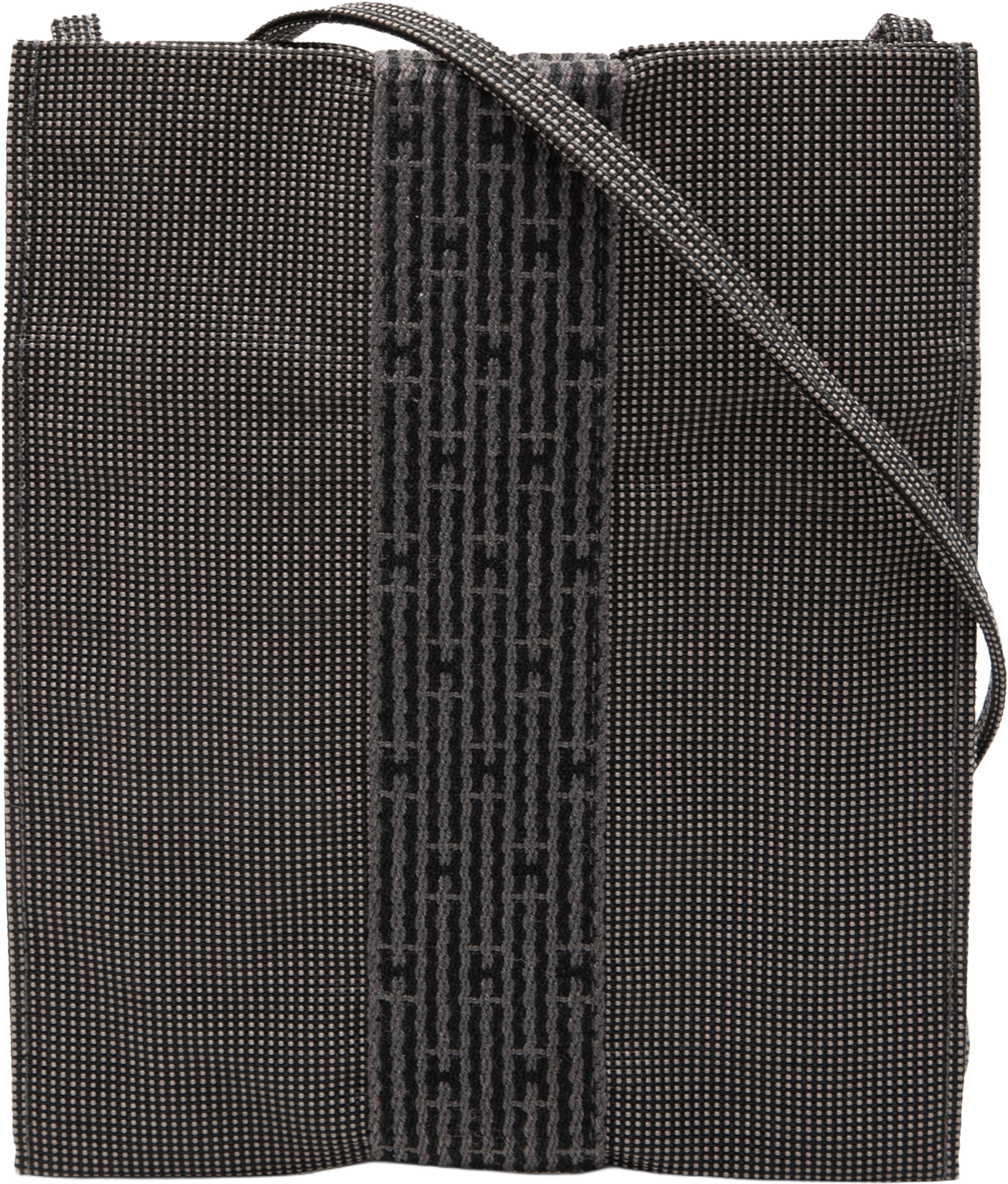 Hermès Canvas Herline Pochette, från Luxclusif, i färgen gray. Klicka för att öppna bilden i stort format