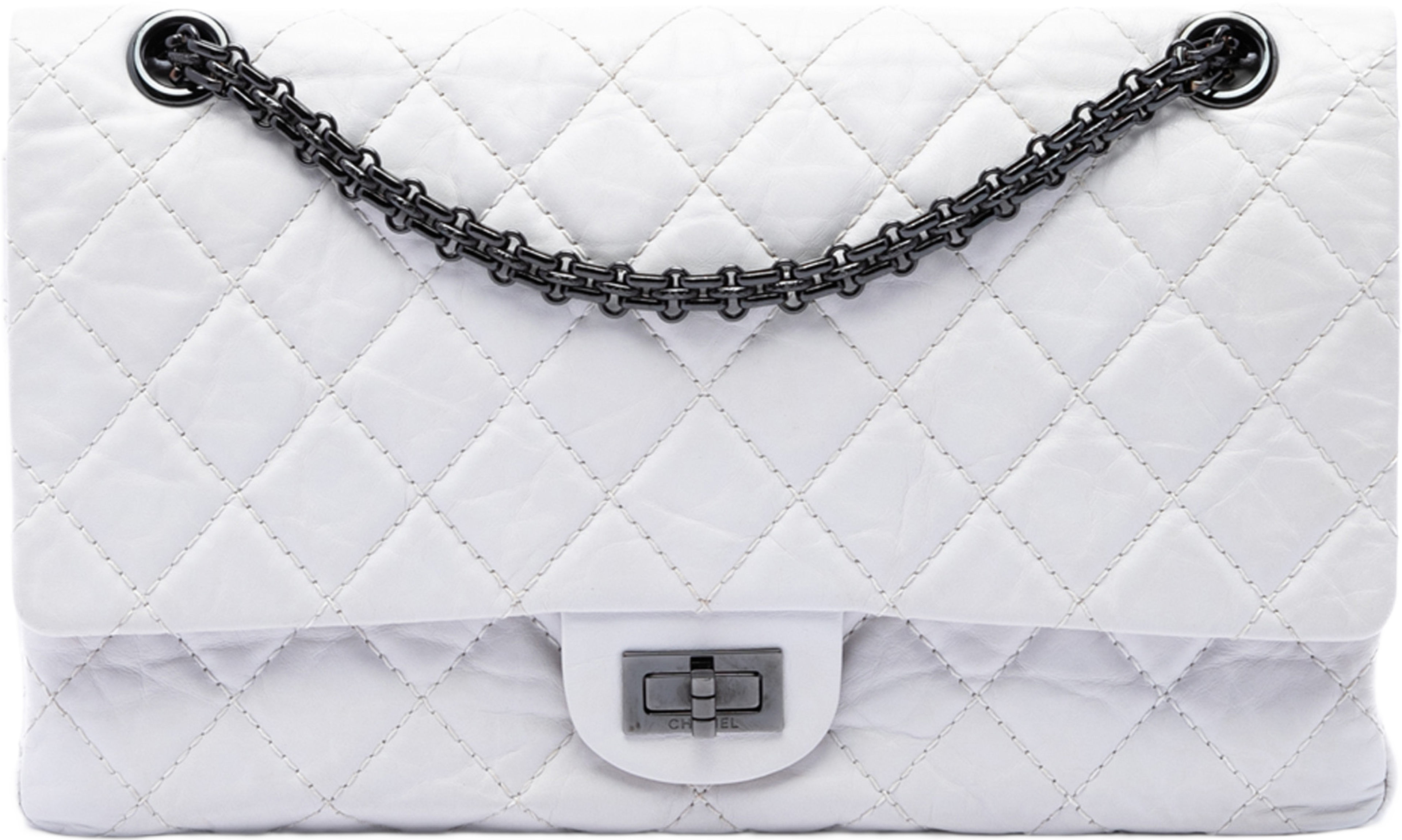 Chanel Quilted Aged Calfskin Reissue 2.55 Double Flap 226, från Luxclusif, i färgen vit. Klicka för att öppna bilden i stort format