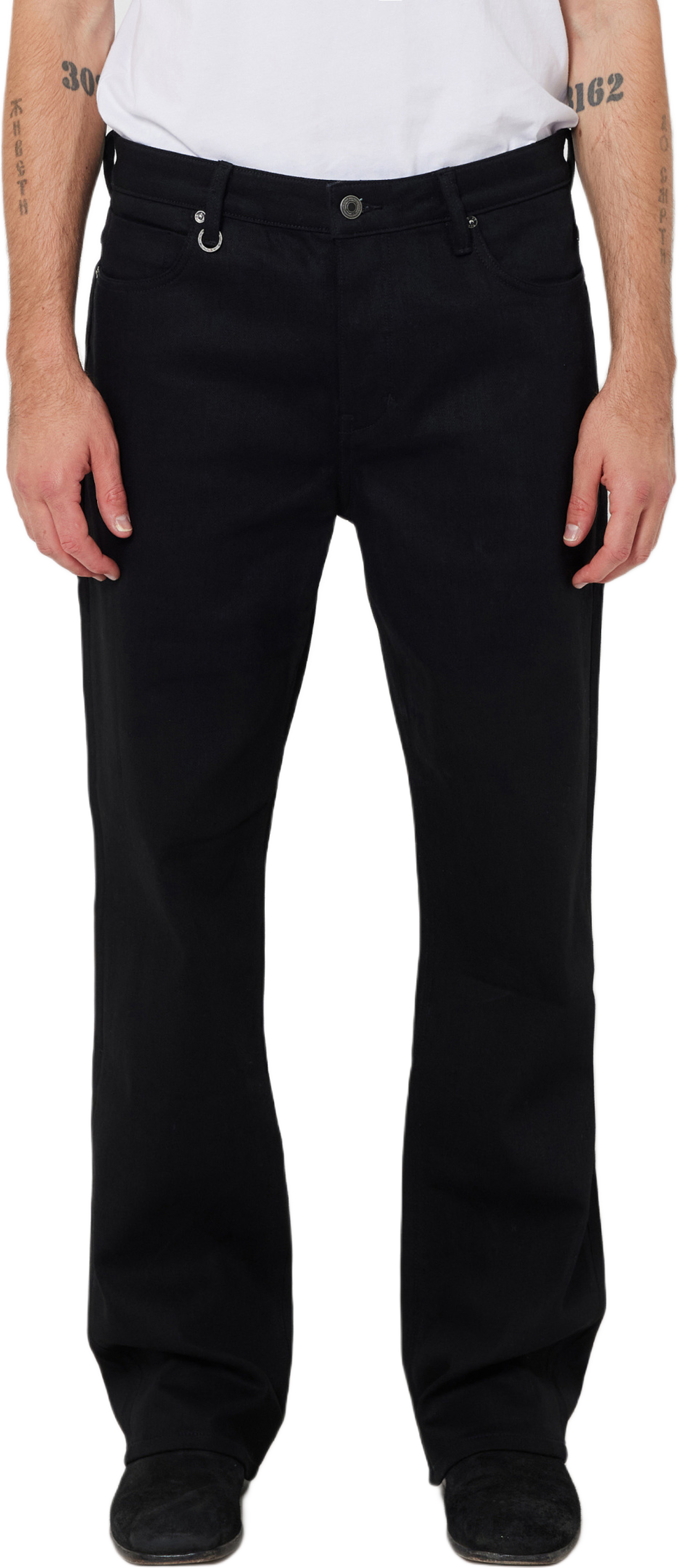 Julian Wide Sharp Black