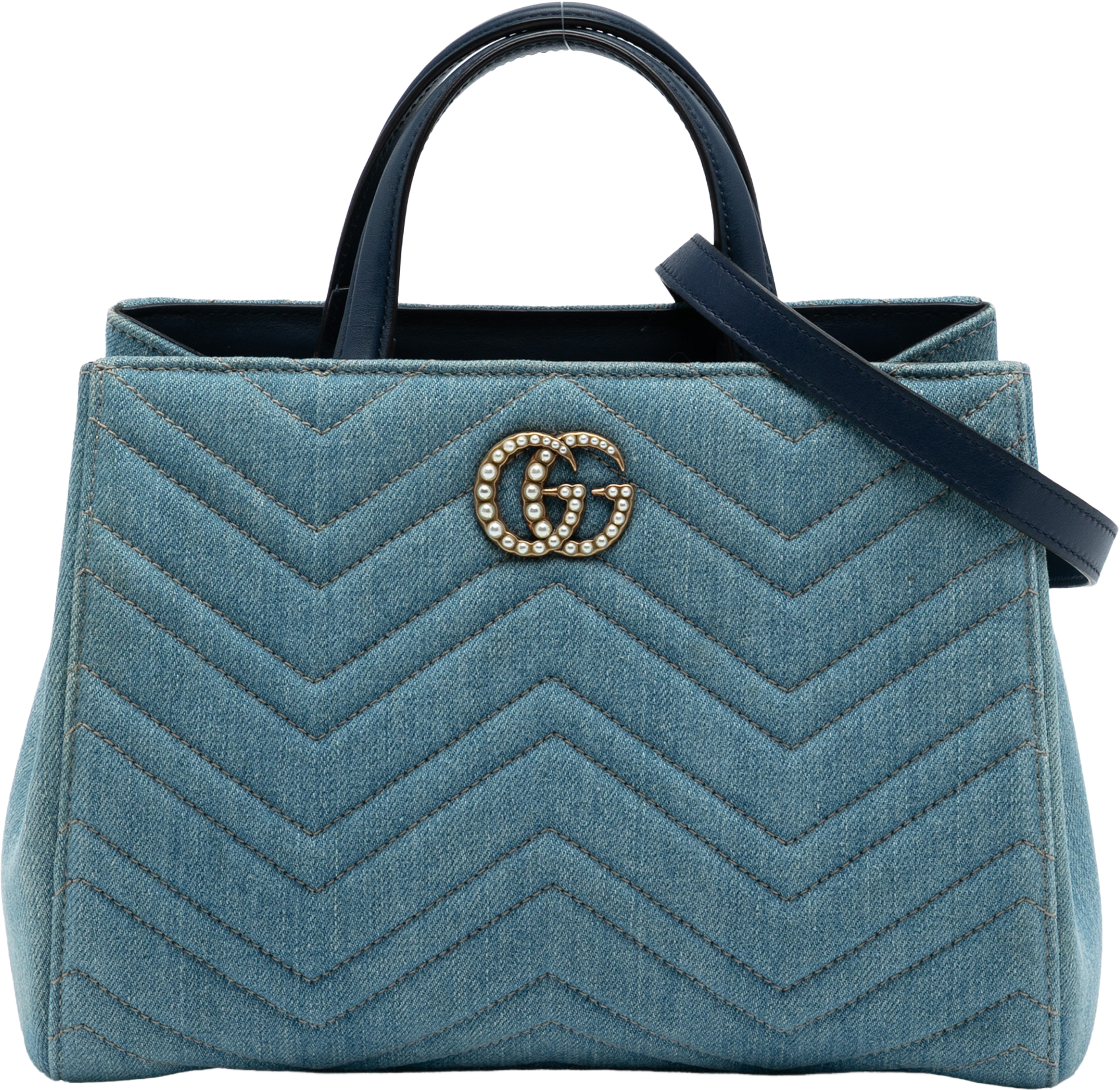 Gucci Small Gg Marmont Matelasse Denim Pearly Satchel, från Luxclusif, i färgen denim. Klicka för att öppna bilden i stort format