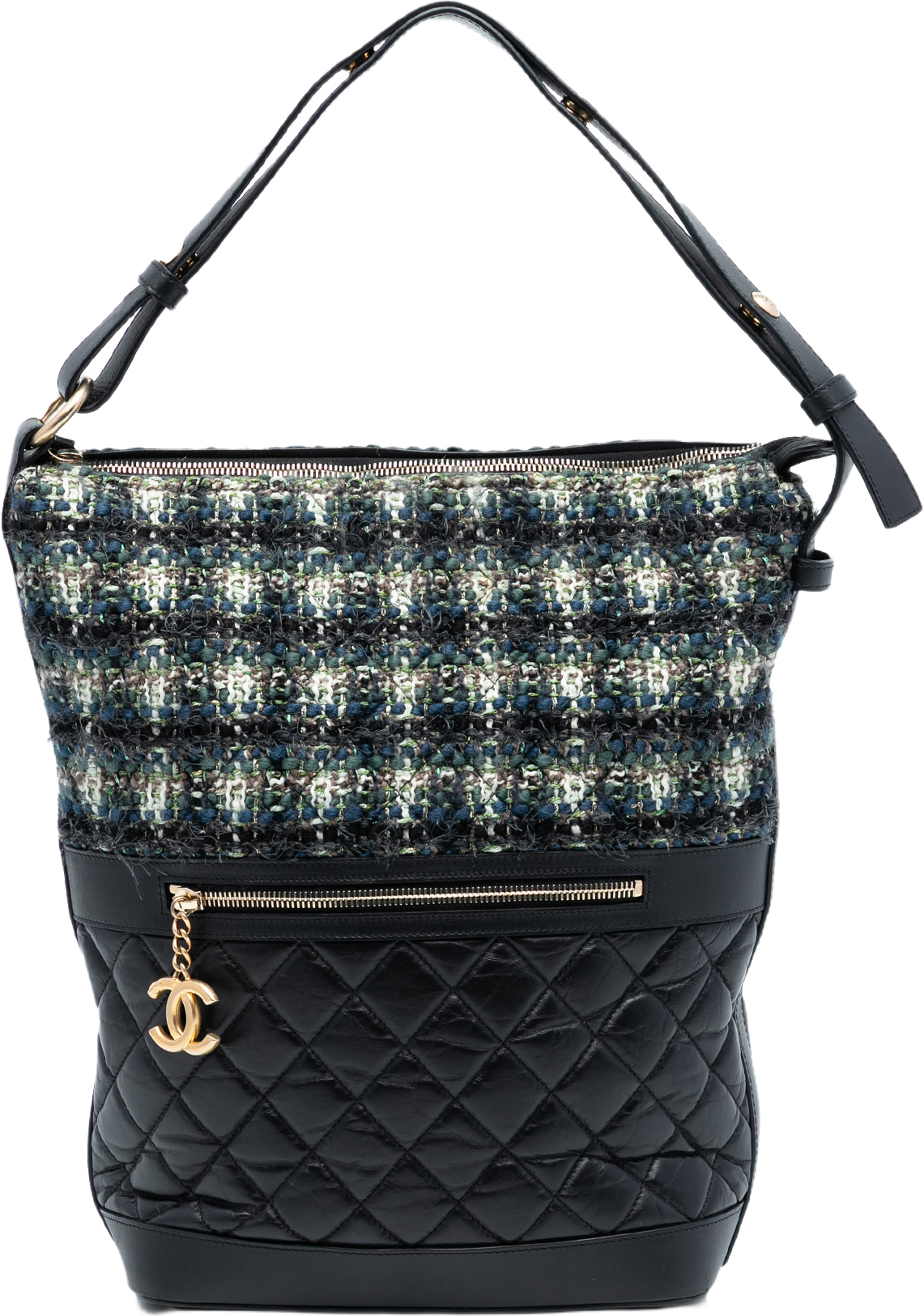 Chanel Quilted Aged Calfskin And Tweed Casual Style Hobo, från Luxclusif, i färgen black. Klicka för att öppna bilden i stort format