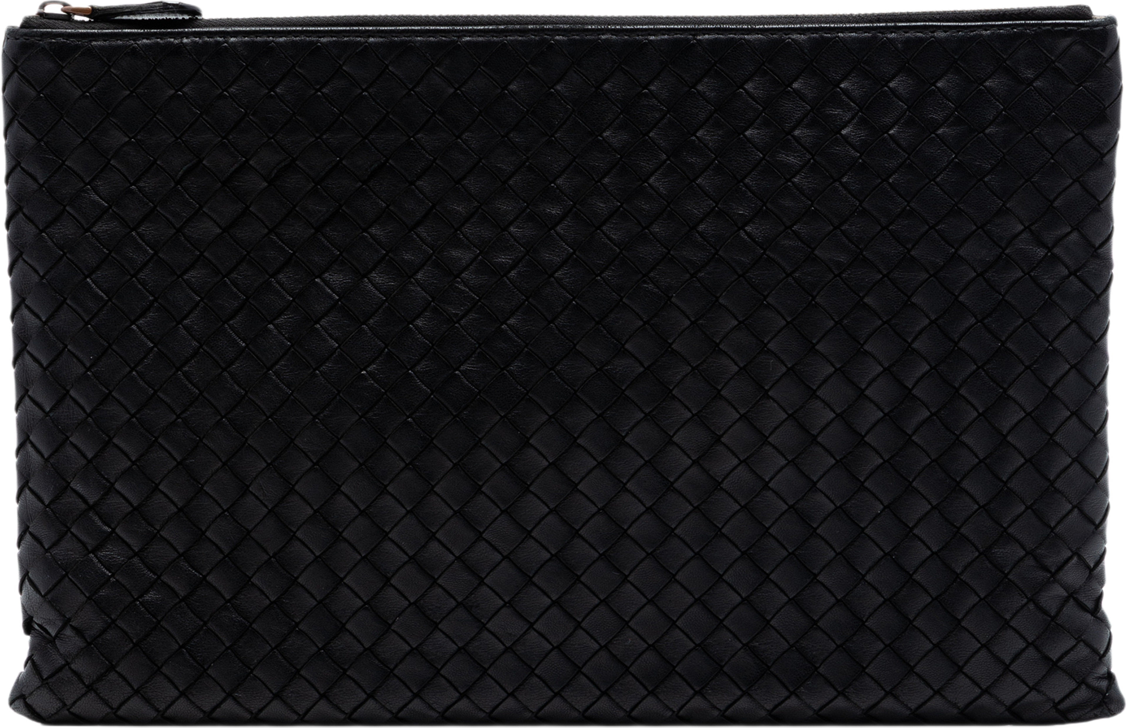 Bottega Veneta Nappa Intrecciato Clutch, från Luxclusif, i färgen black. Klicka för att öppna bilden i stort format