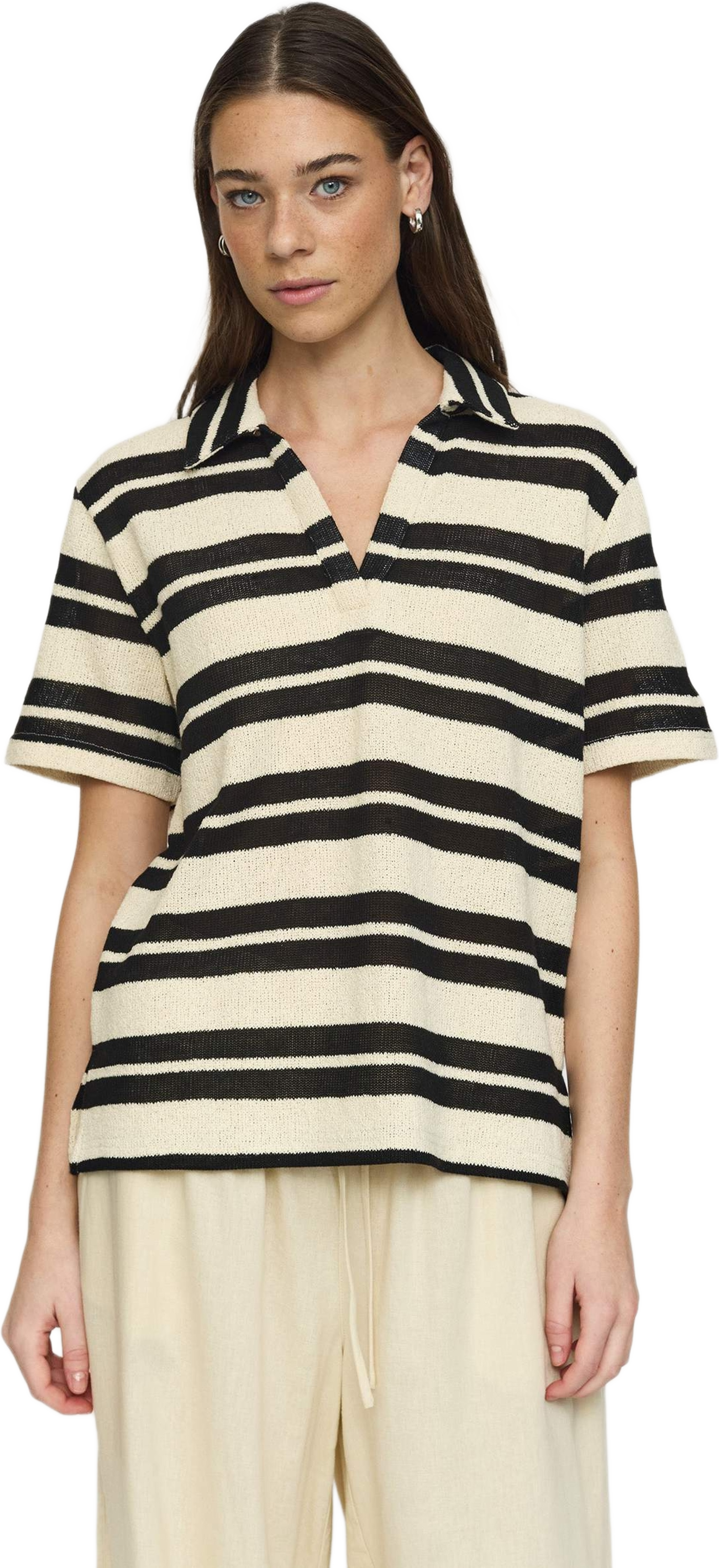 Srhazina Knit - Black, från Soft Rebels, i färgen black. Klicka för att öppna bilden i stort format
