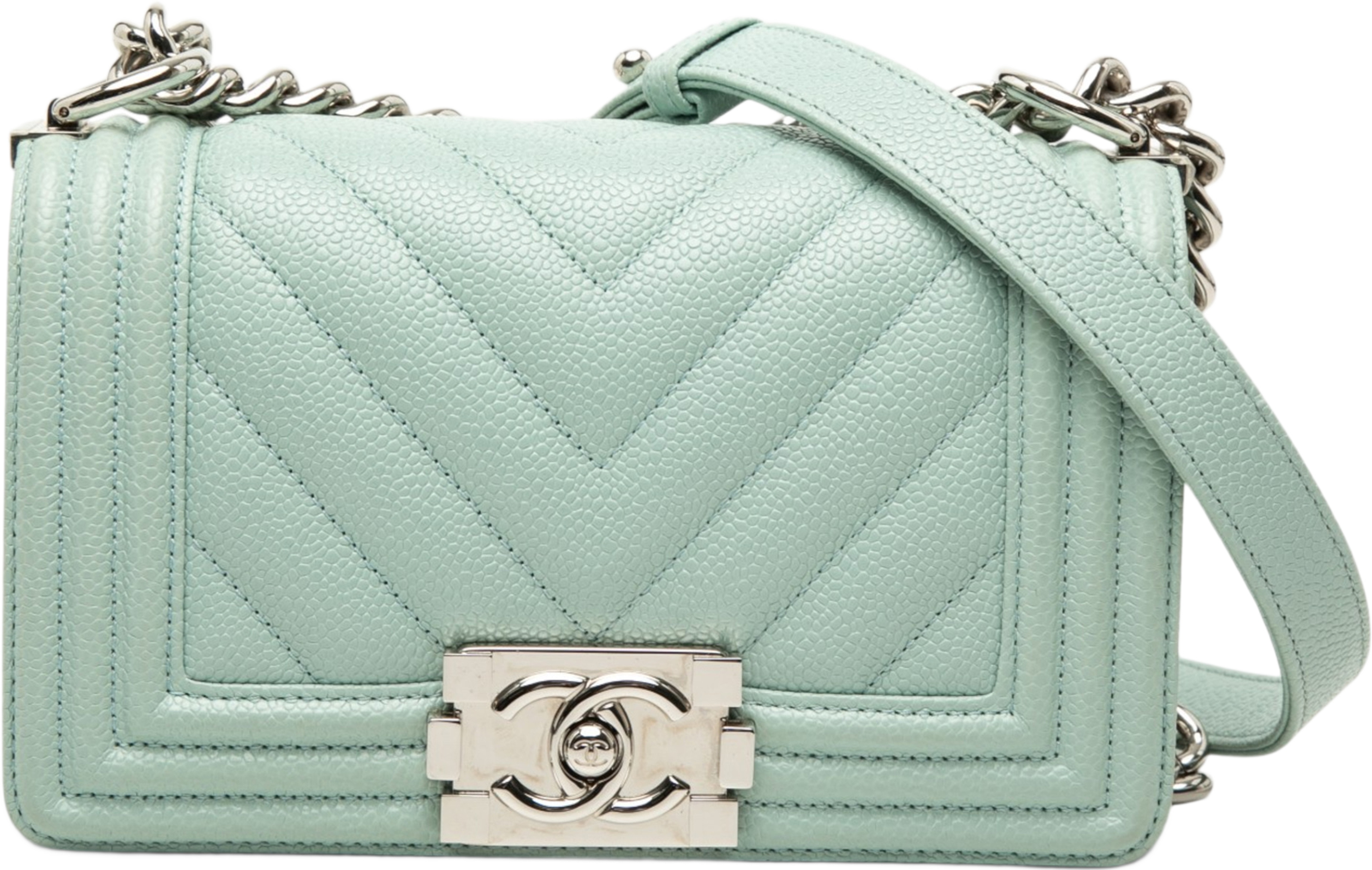 Chanel Small Chevron Caviar Boy Flap, från Luxclusif, i färgen grön. Klicka för att öppna bilden i stort format
