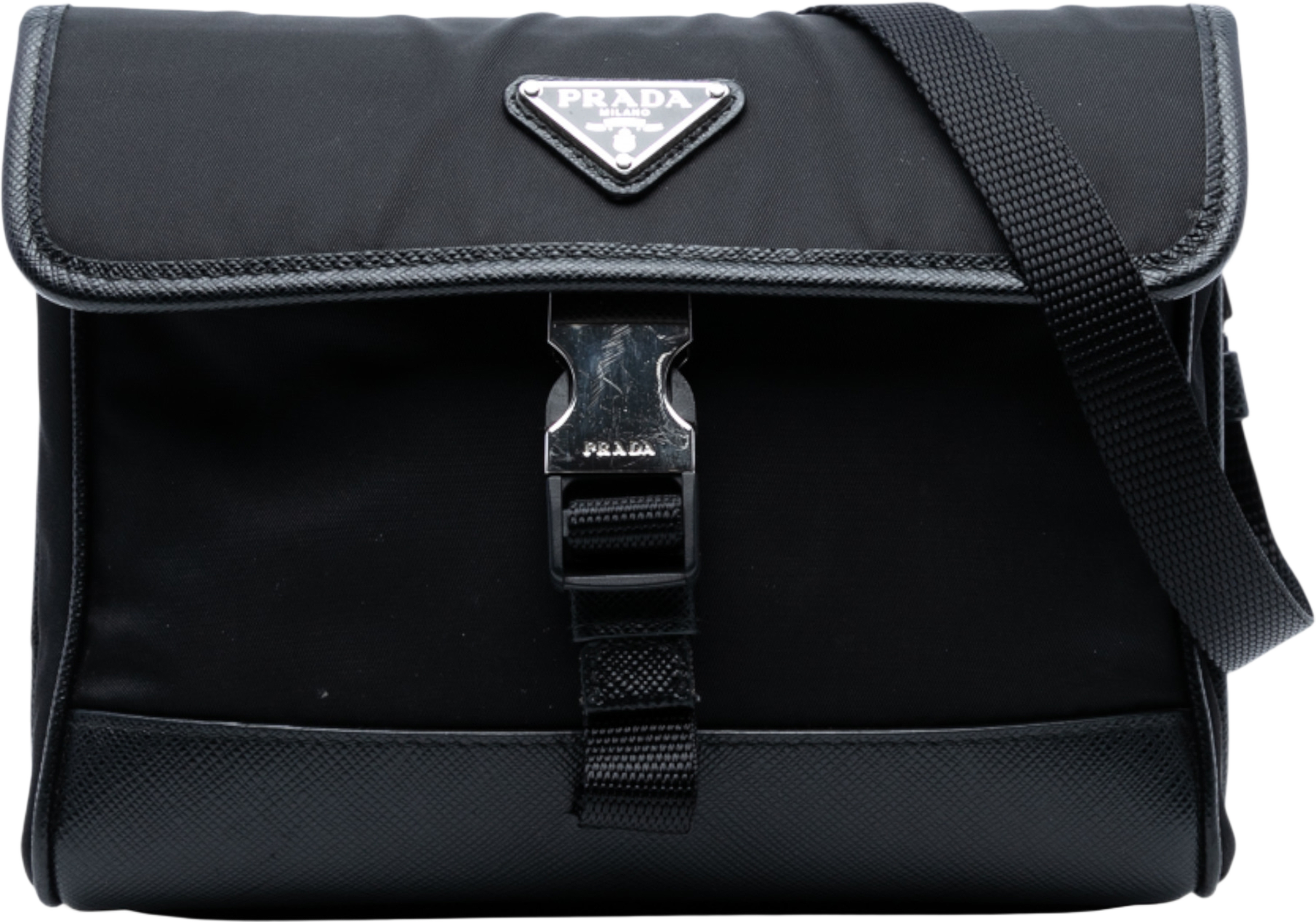 Prada Re-nylon And Saffiano Smartphone Case, från Luxclusif, i färgen black. Klicka för att öppna bilden i stort format