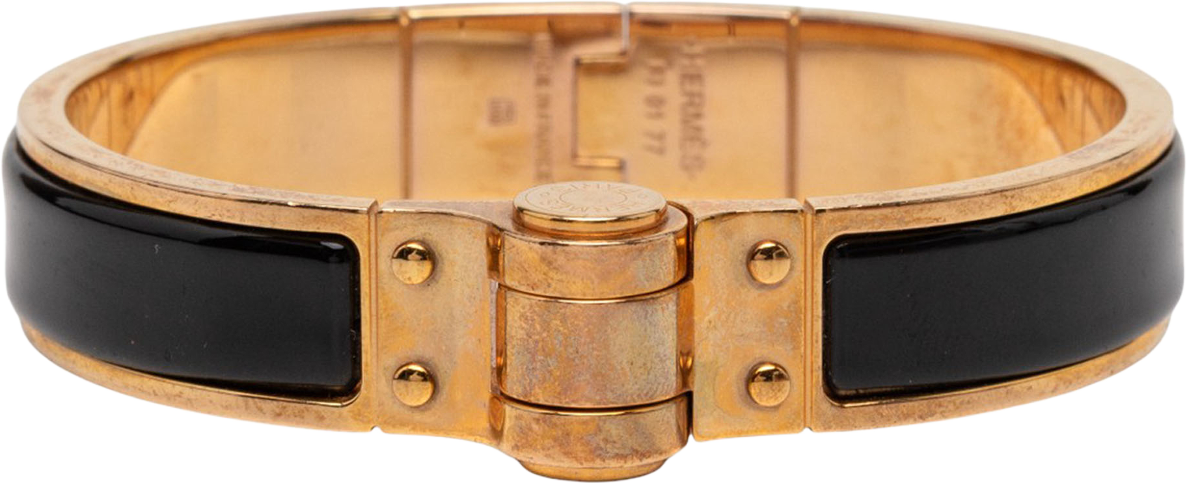 Hermès Narrow Enamel Charniere Uni Hinged Bracelet, från Luxclusif, i färgen black. Klicka för att öppna bilden i stort format