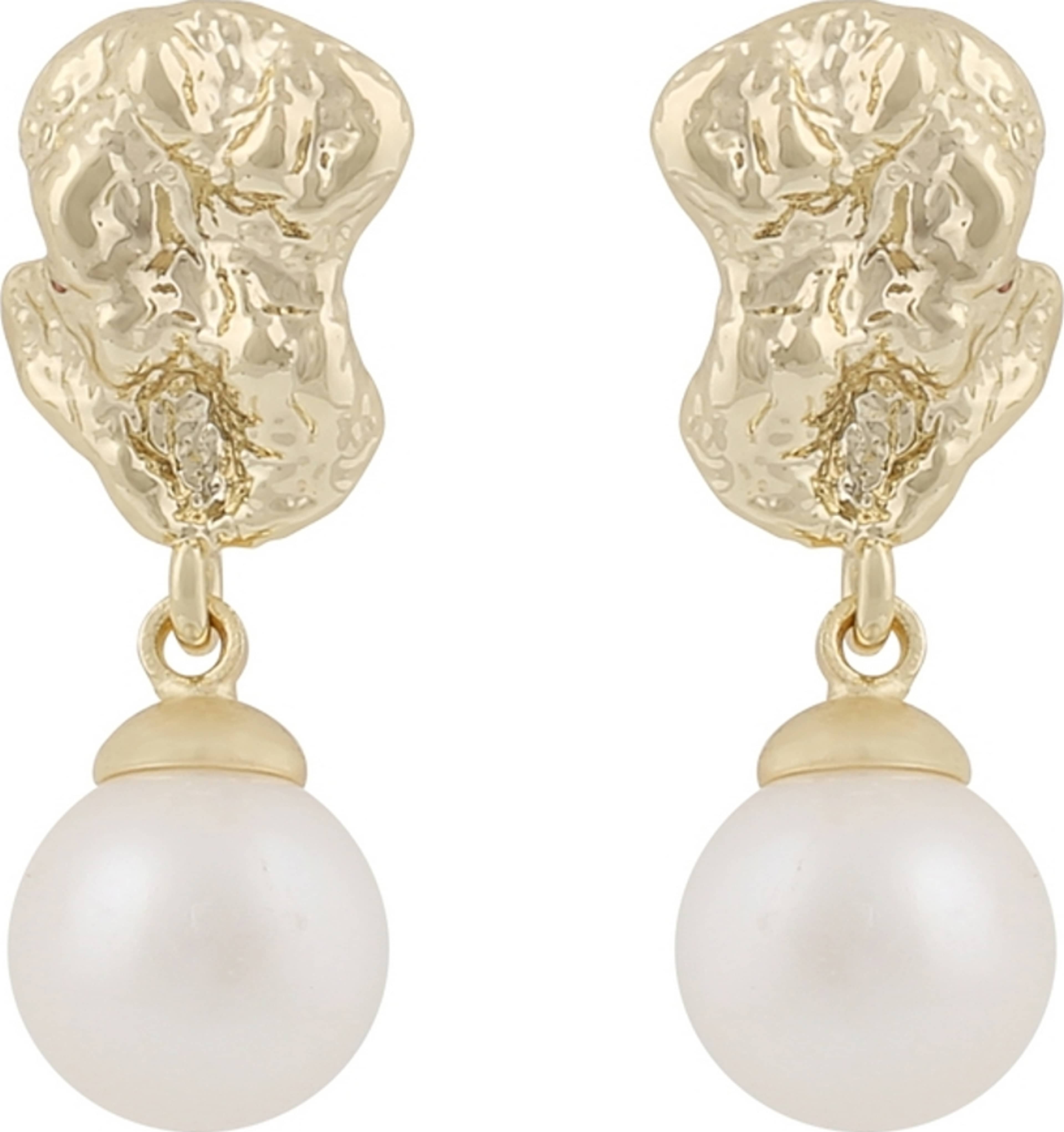 Brittany Short Pendant Ear