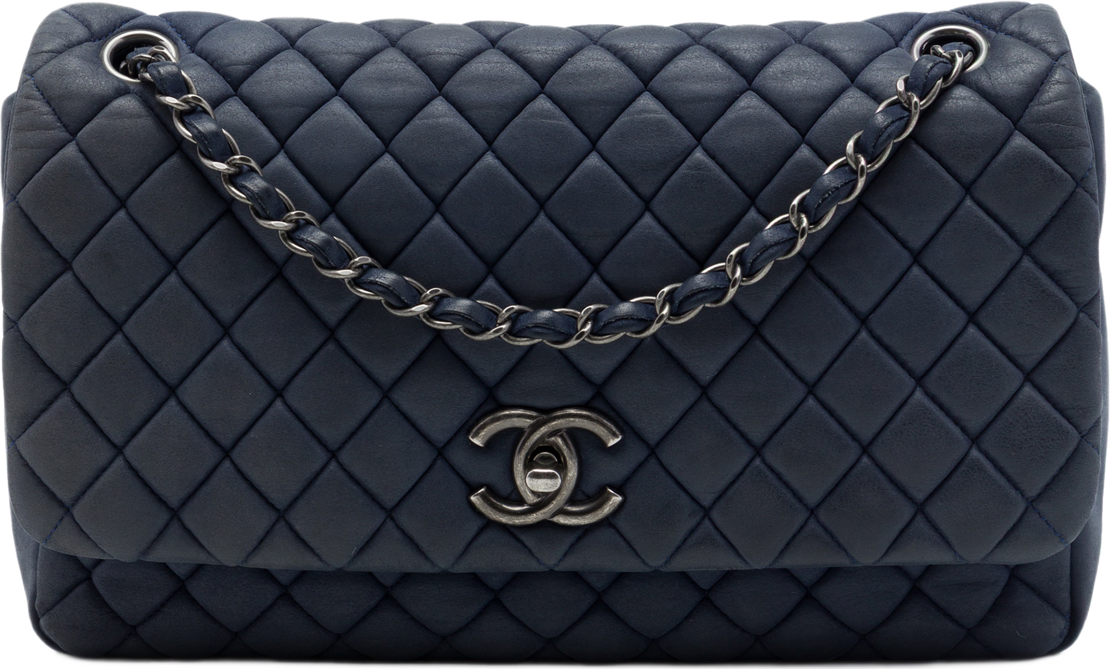Chanel Large Quilted Iridescent Calfskin New Bubble Flap, från Luxclusif, i färgen blå. Klicka för att öppna bilden i stort format