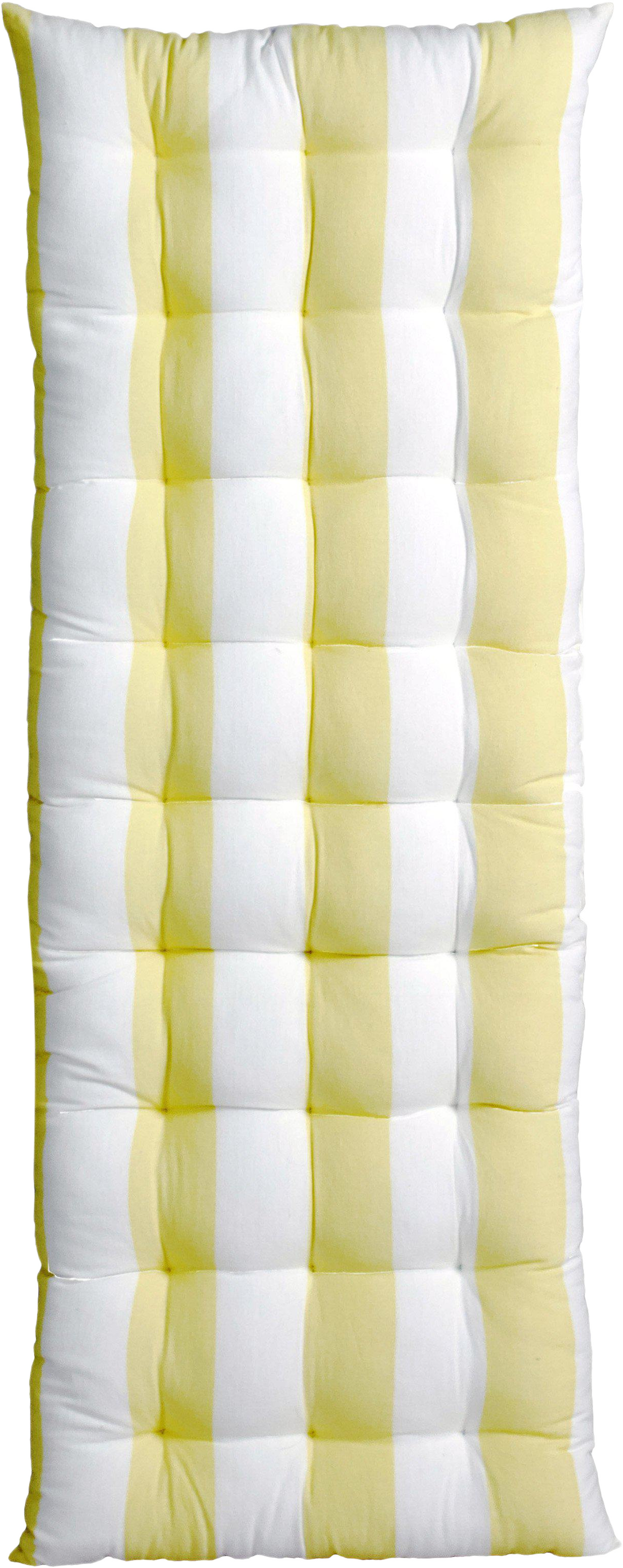 Louise Sittdyna, från Svanefors, i färgen gul. Klicka för att öppna bilden i stort format