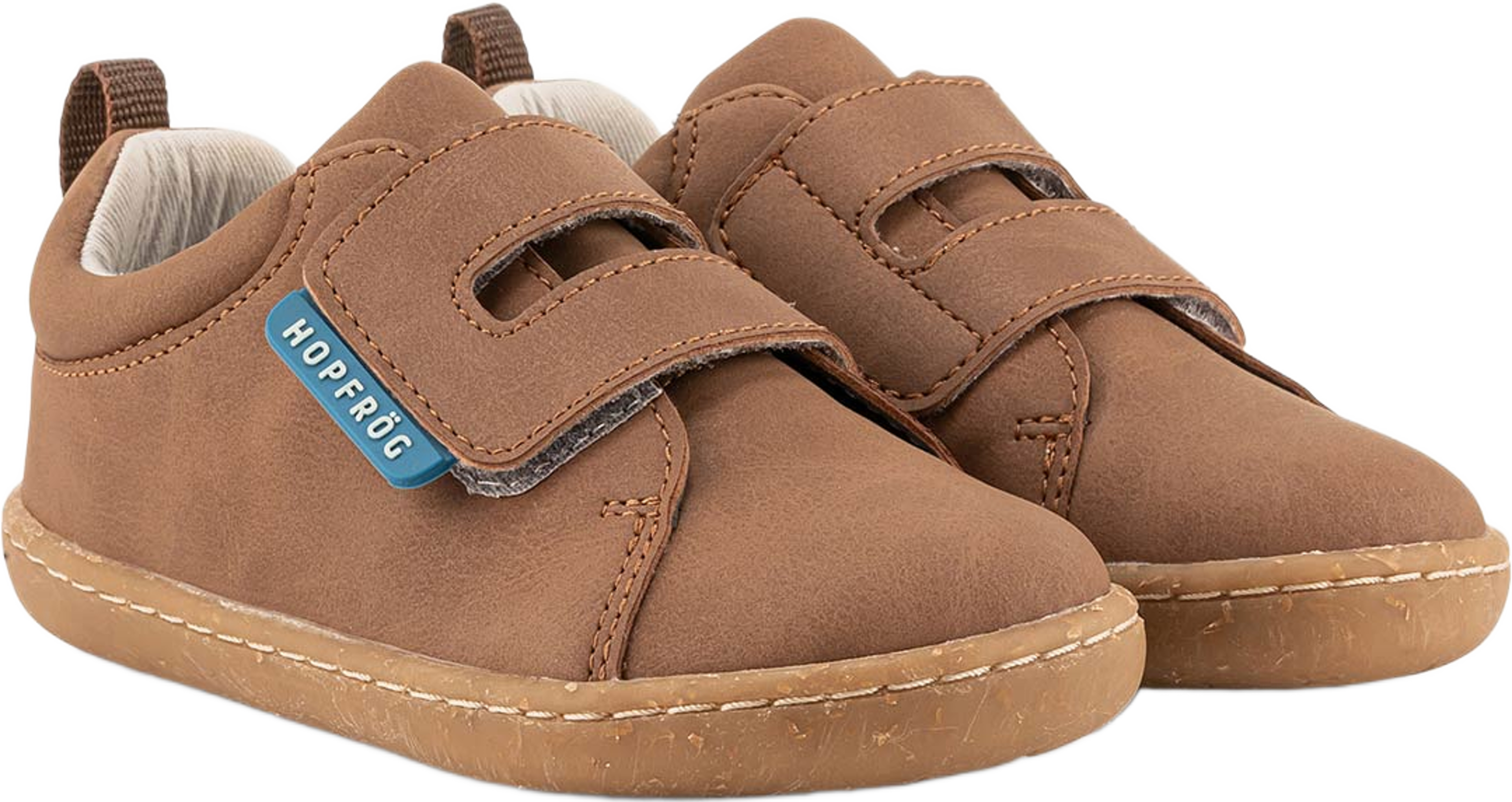 Hopfrög Smart Walker Casual Barefoot, från Minimoca, i färgen brown oak. Klicka för att öppna bilden i stort format