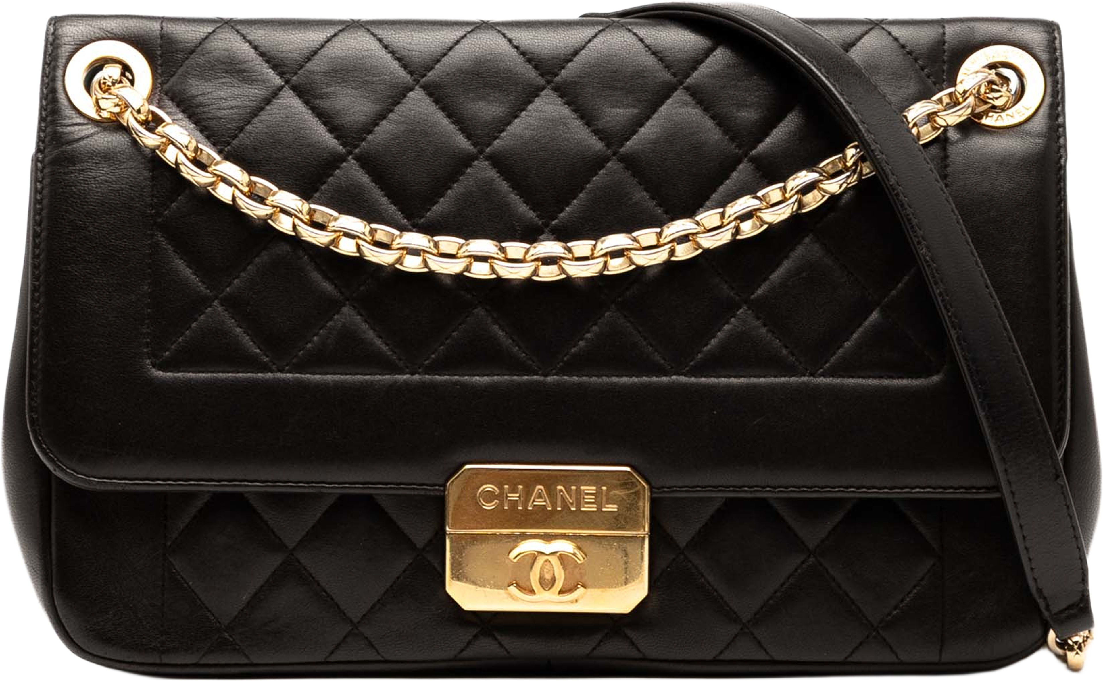 Chanel Large Lambskin Chic With Me Flap, från Luxclusif, i färgen black. Klicka för att öppna bilden i stort format