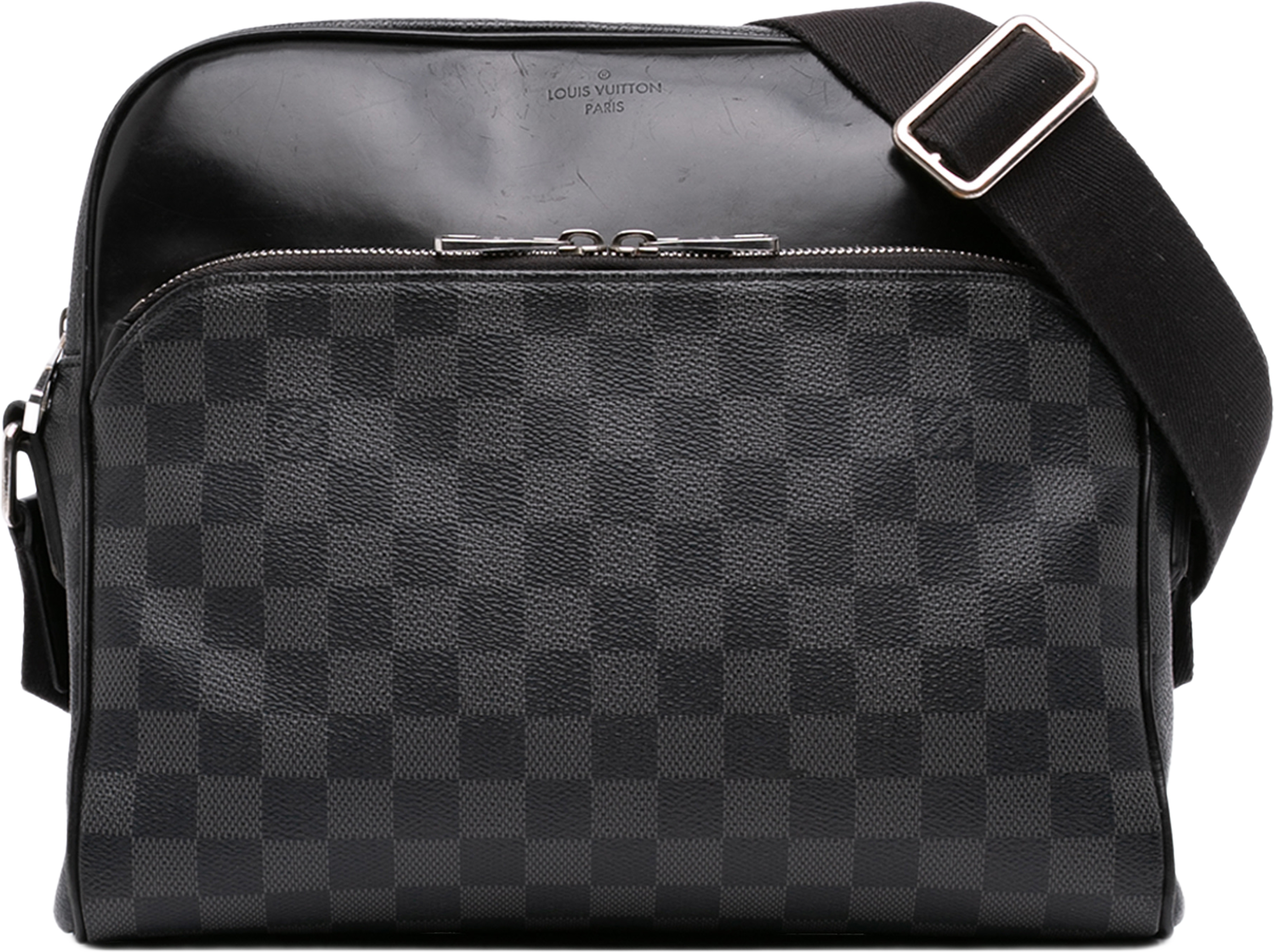 Louis Vuitton Damier Graphite Dayton Reporter Pm, från Luxclusif, i färgen svart. Klicka för att öppna bilden i stort format