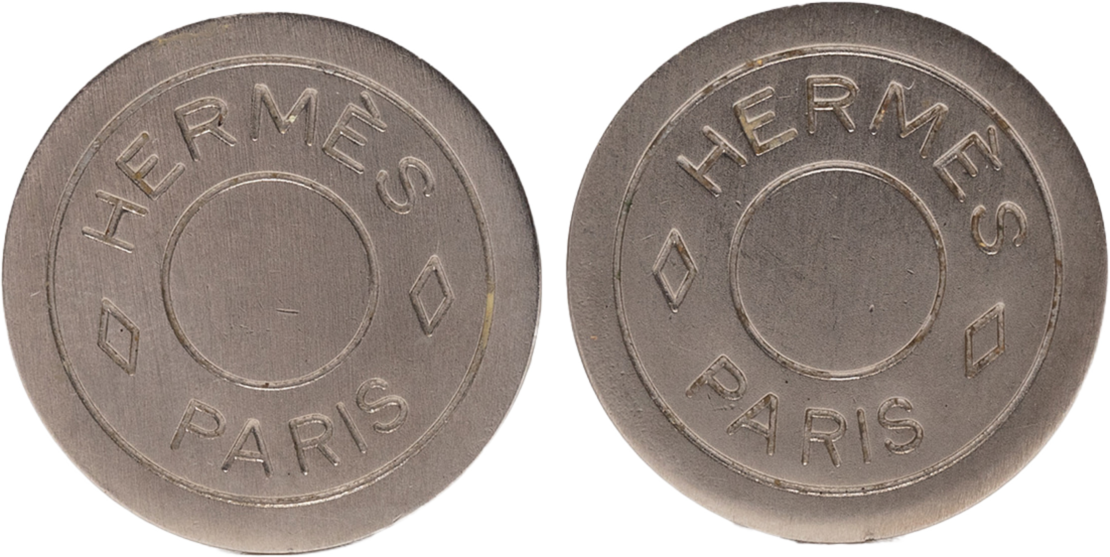 Hermès Palladium Plated Clou De Selle Clip On Earrings, från Luxclusif, i färgen silver. Klicka för att öppna bilden i stort format