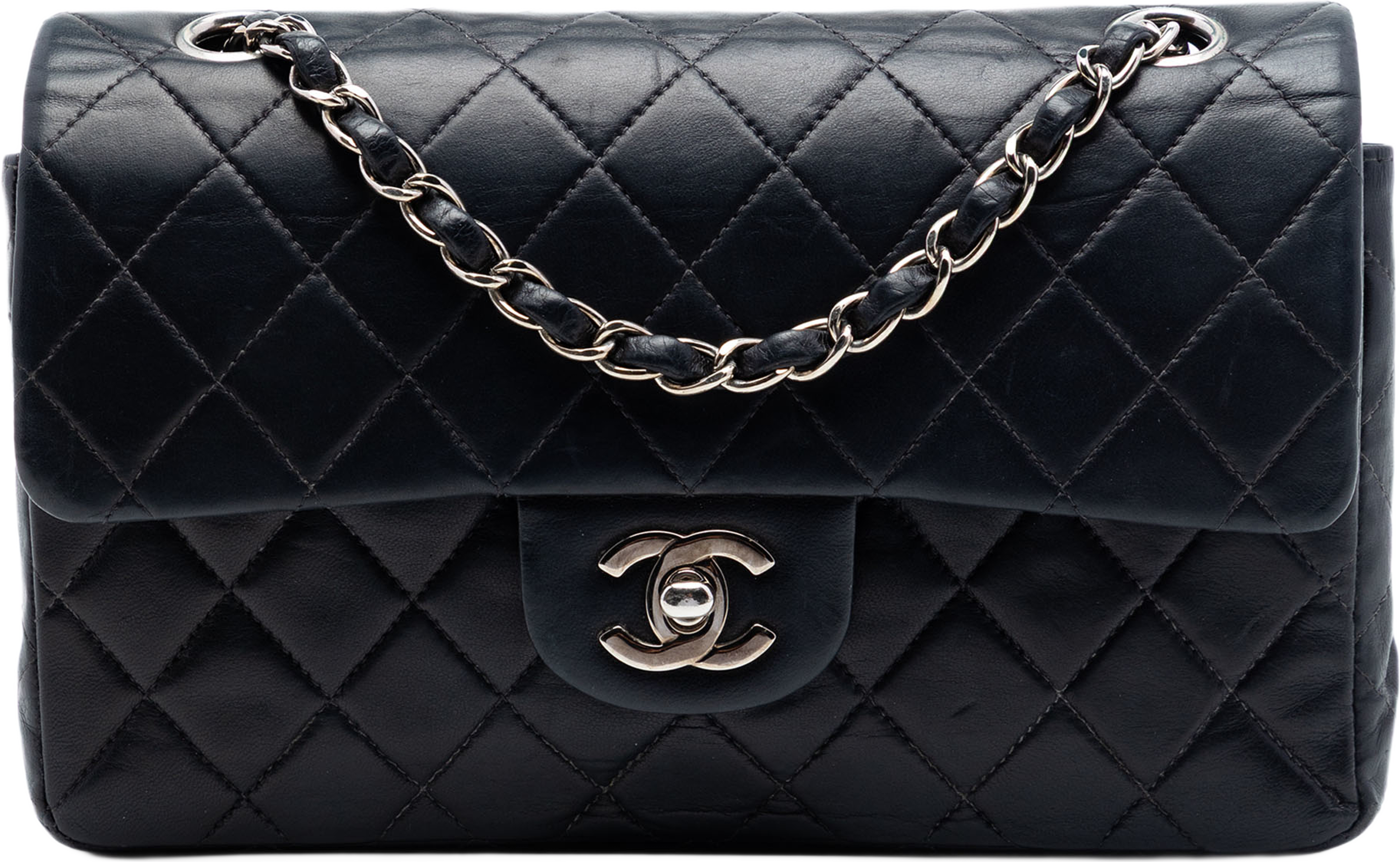 Chanel Small Classic Lambskin Double Flap, från Luxclusif, i färgen black. Klicka för att öppna bilden i stort format