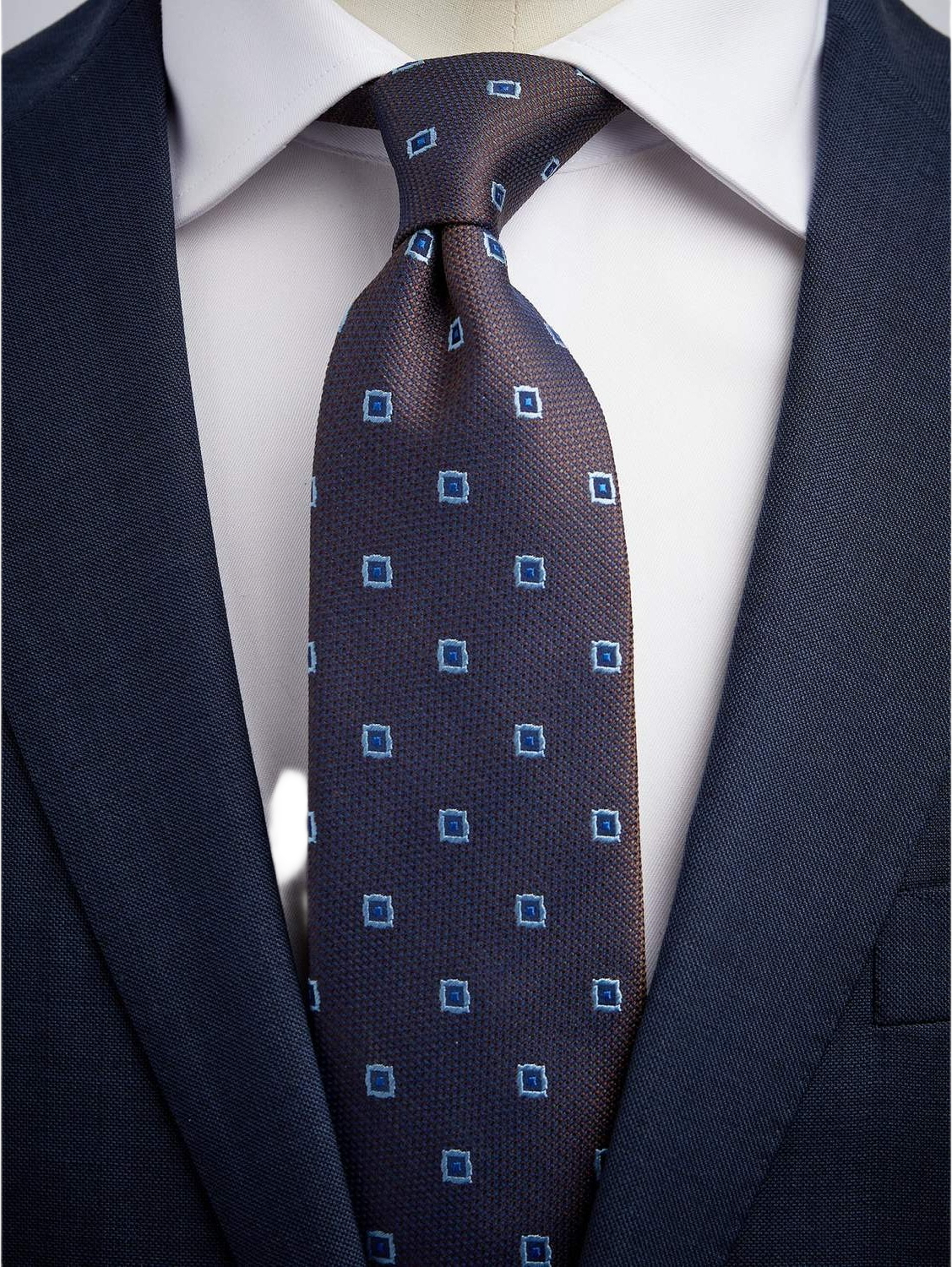 Tie Structure