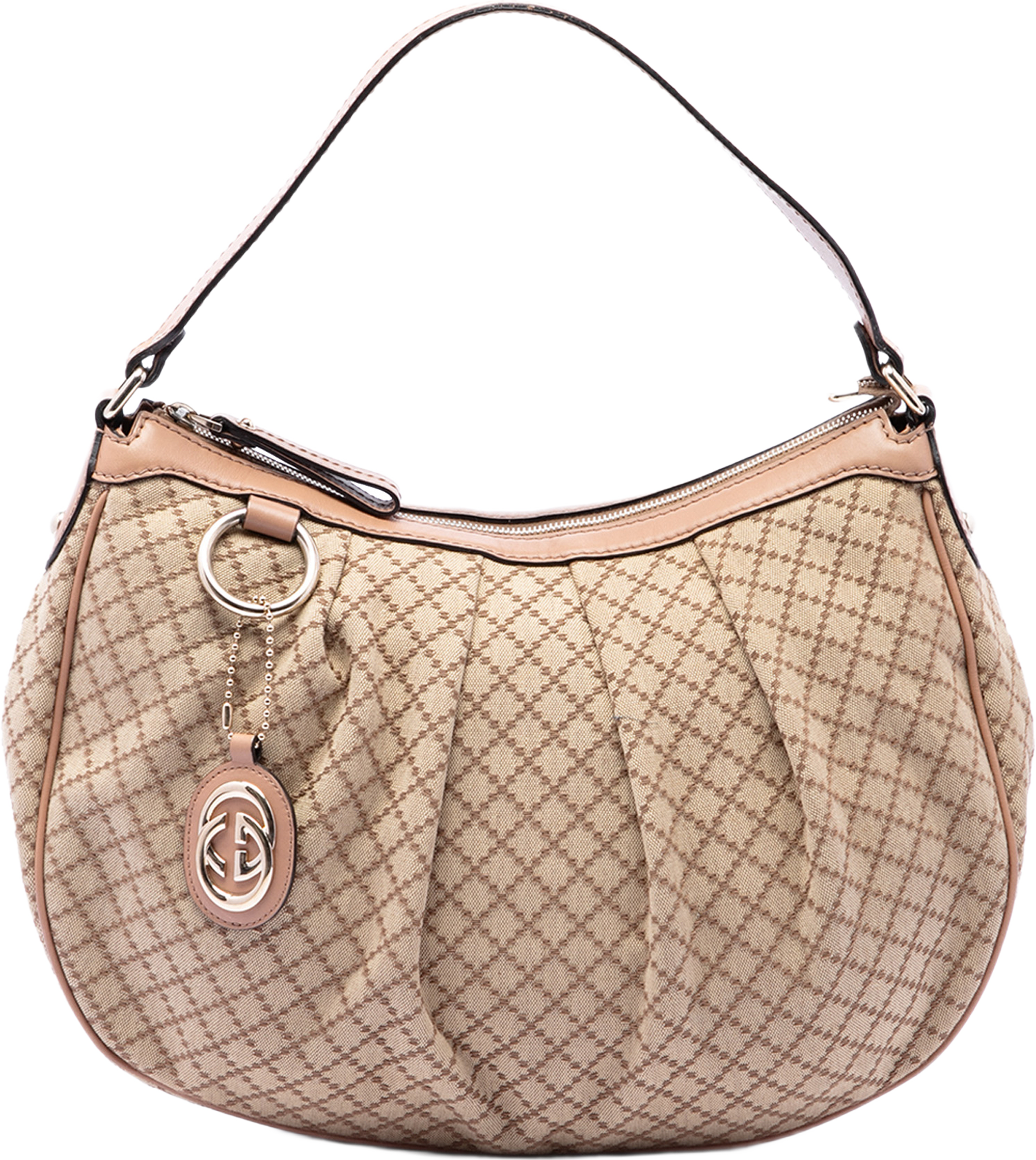 Gucci Diamante Canvas Sukey Shoulder Bag, från Luxclusif, i färgen beige. Klicka för att öppna bilden i stort format