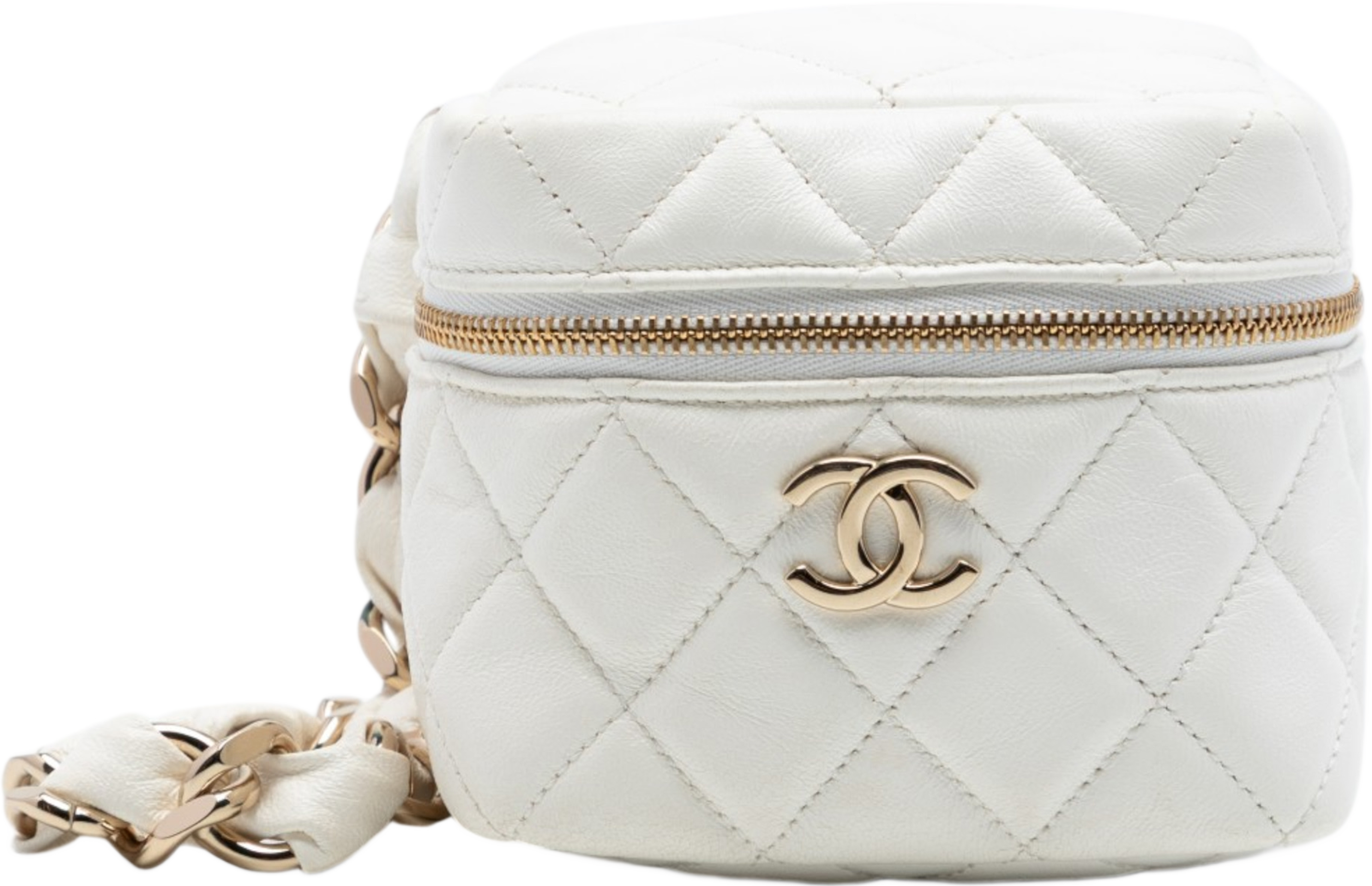 Chanel Cc Quilted Lambskin Cube Zip Clutch With Chain, från Luxclusif, i färgen ivory. Klicka för att öppna bilden i stort format