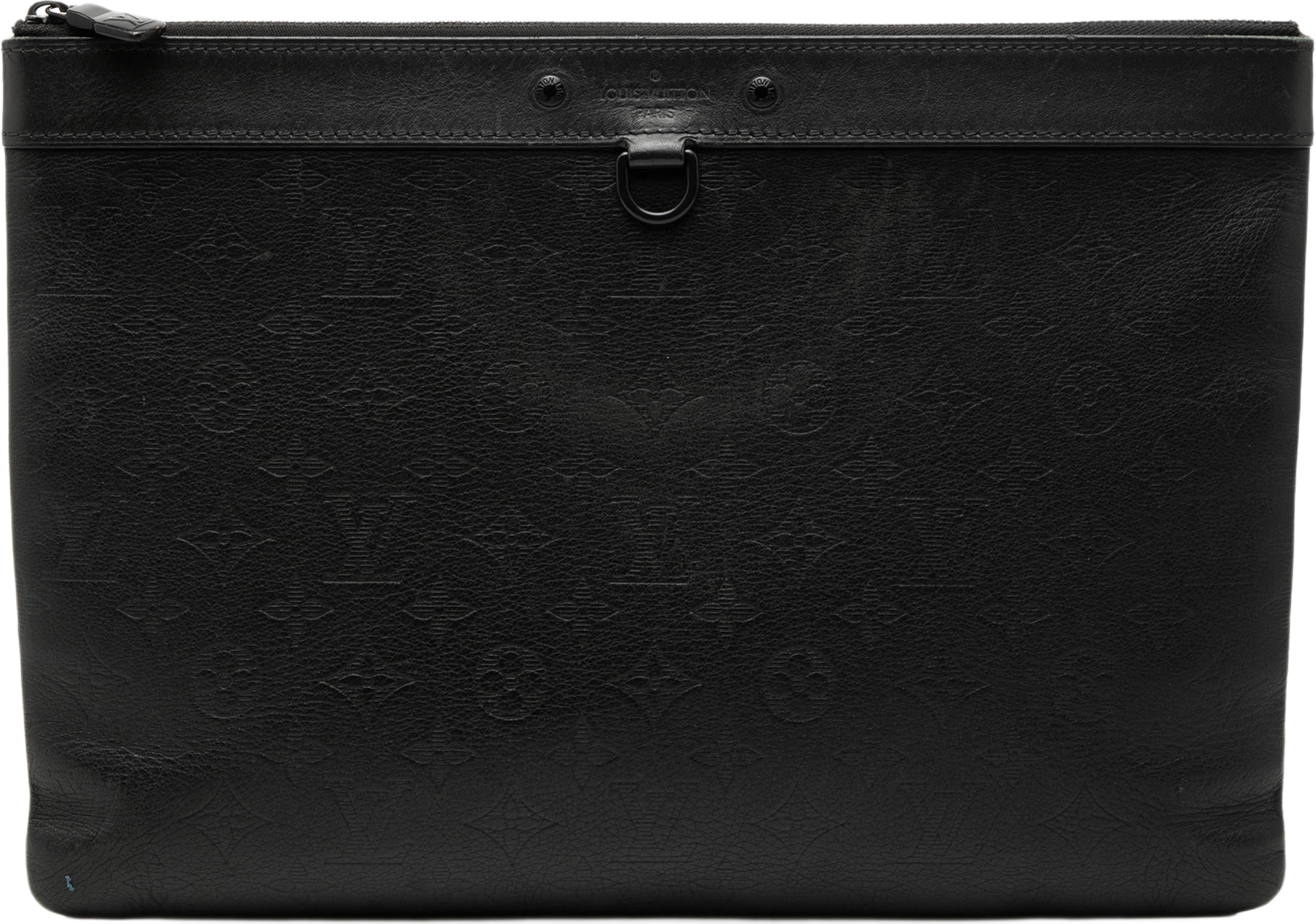 Louis Vuitton Monogram Shadow Discovery Pochette, från Luxclusif, i färgen black. Klicka för att öppna bilden i stort format