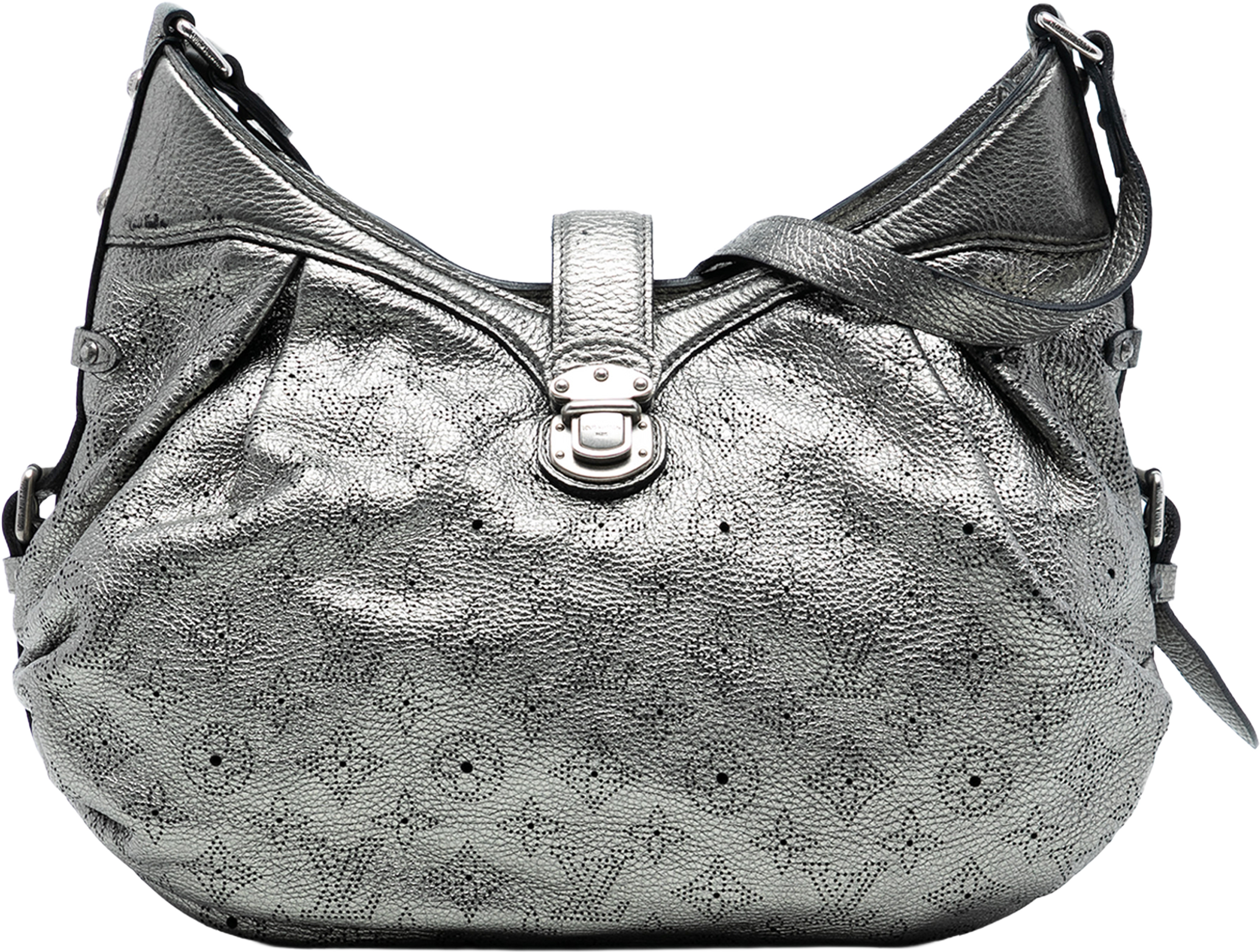 Louis Vuitton Monogram Mahina Xs, från Luxclusif, i färgen silver. Klicka för att öppna bilden i stort format
