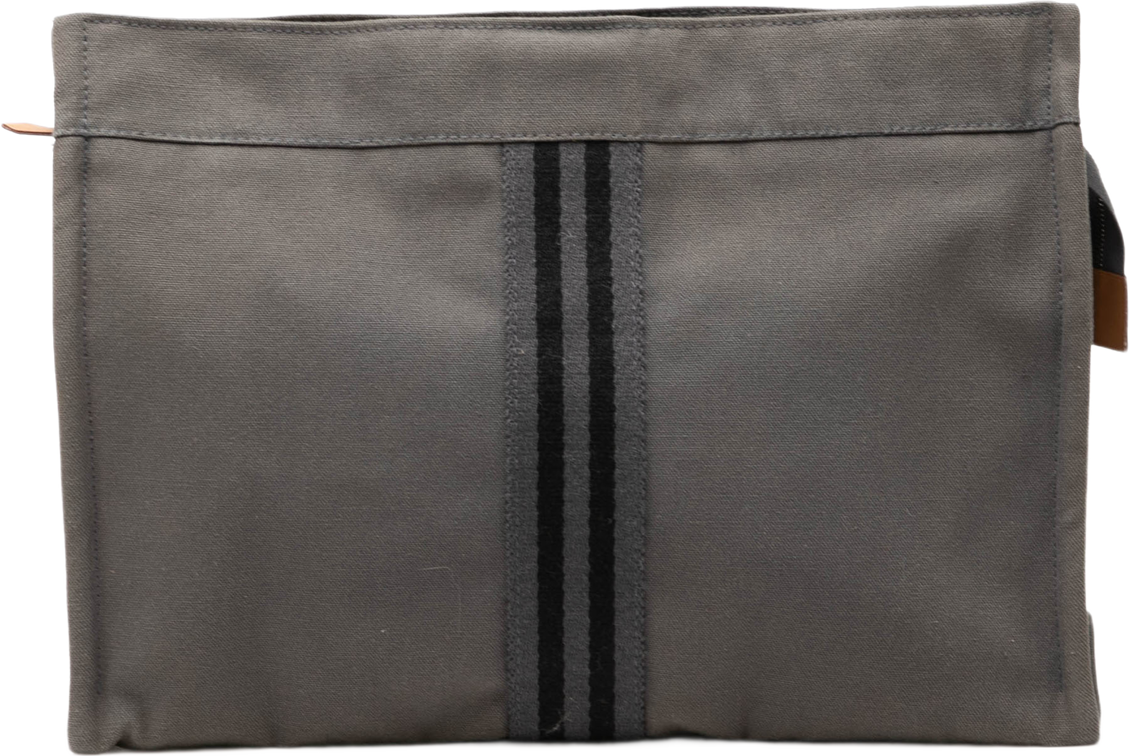 Hermès Canvas Fourre Tout Clutch, från Luxclusif, i färgen gray. Klicka för att öppna bilden i stort format