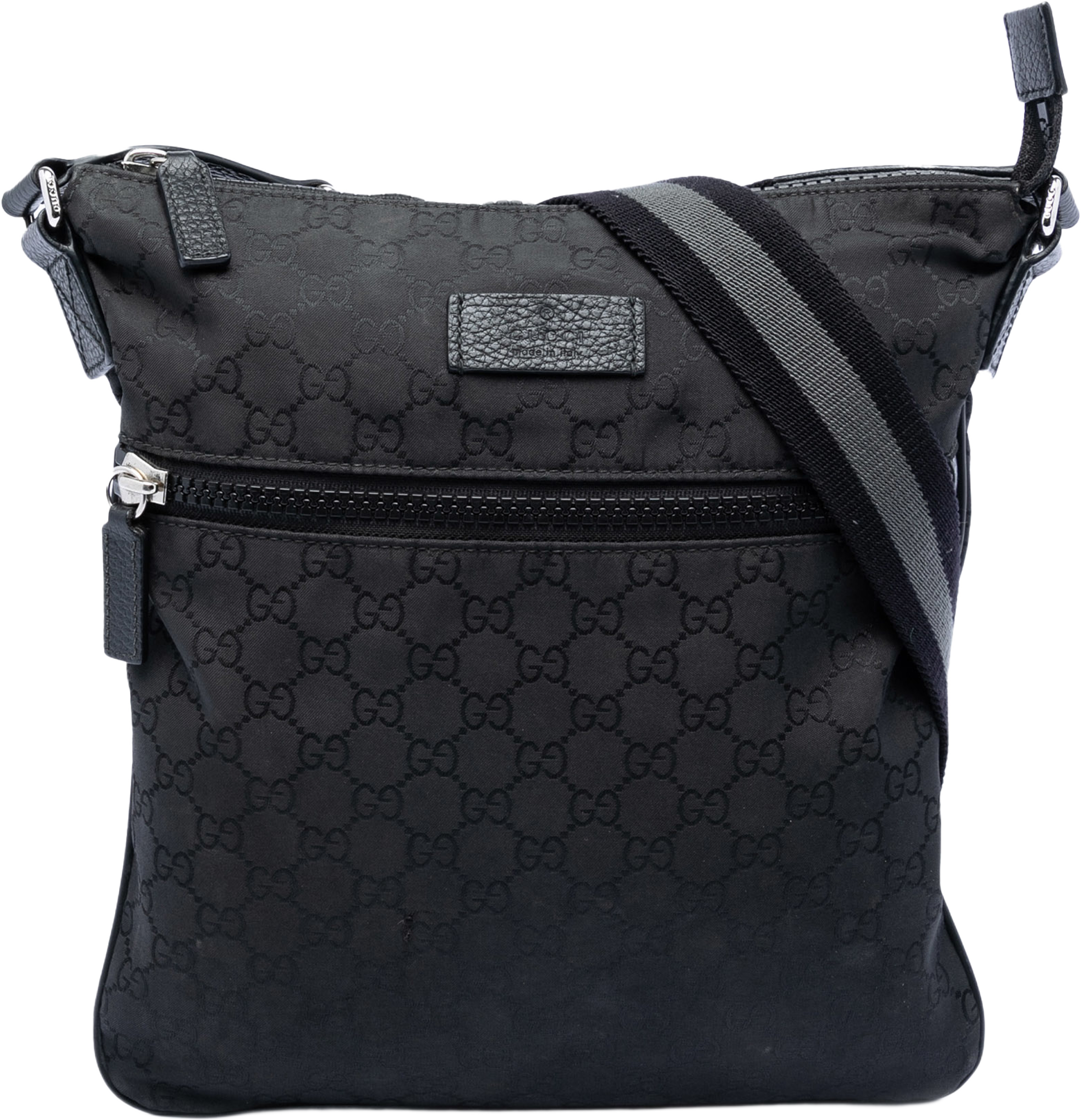 Gucci Gg Nylon Crossbody, från Luxclusif, i färgen black. Klicka för att öppna bilden i stort format