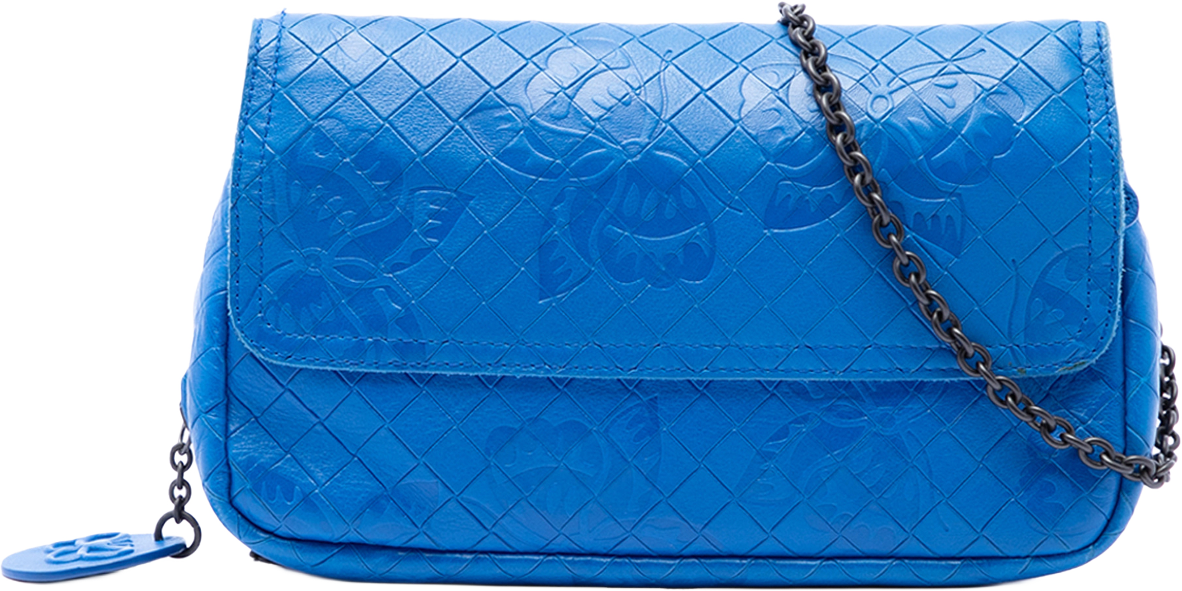 Bottega Veneta Small Calfskin Intrecciomirage Embossed Butterfly Chain Crossbody, från Luxclusif, i färgen blue. Klicka för att öppna bilden i stort format