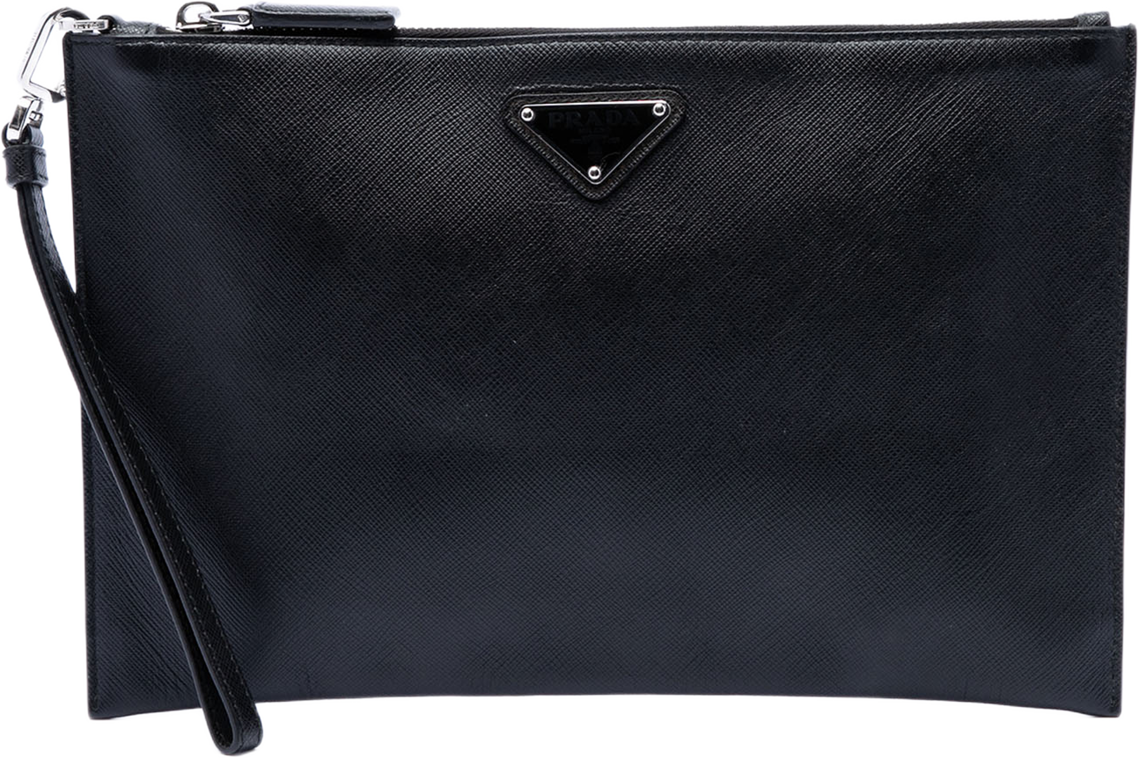 Prada Saffiano Wristlet Clutch, från Luxclusif, i färgen svart. Klicka för att öppna bilden i stort format