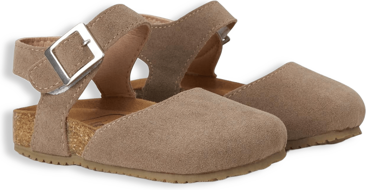 Astrid Sandal