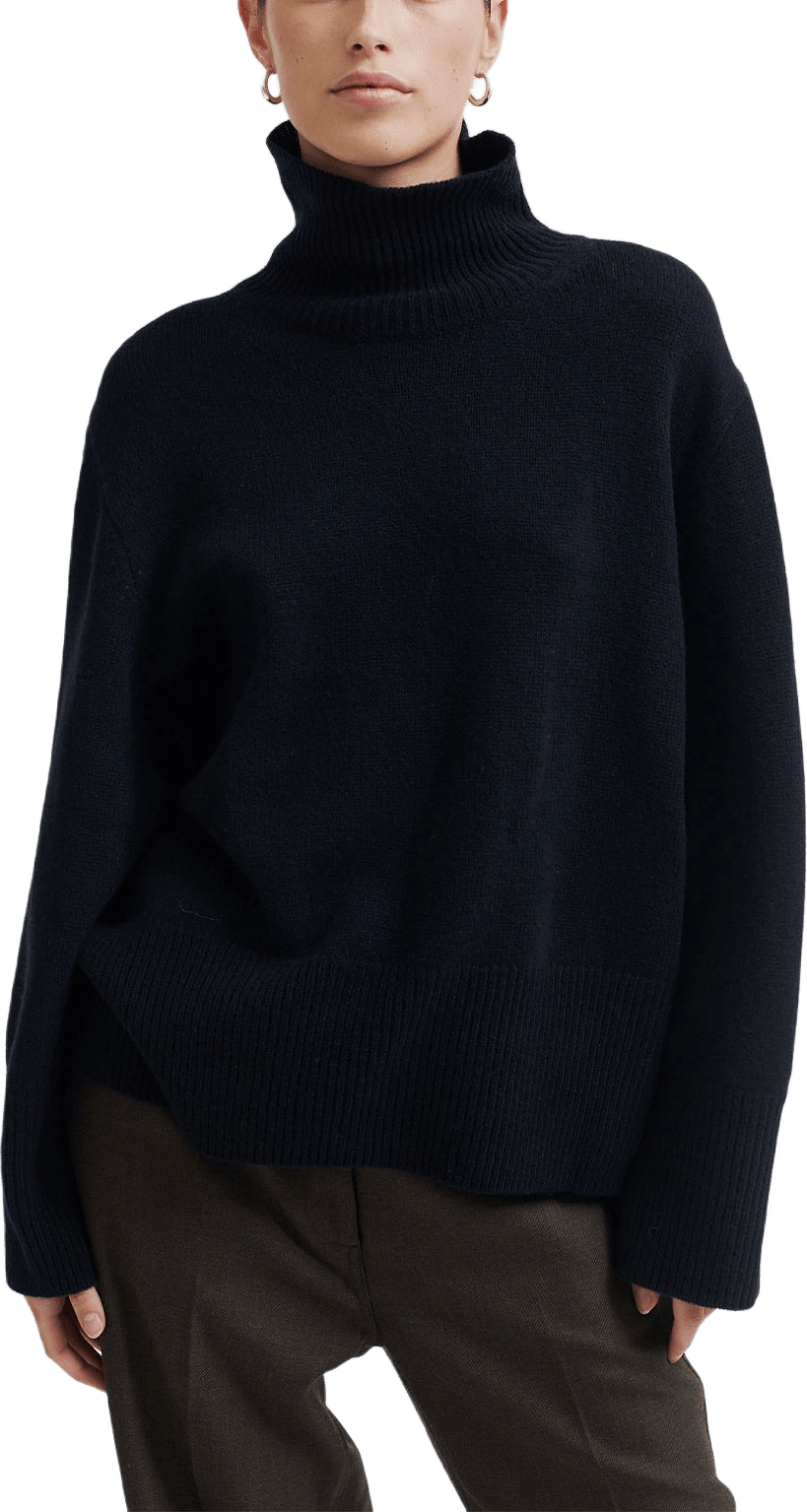 Alpha Knit T-Neck