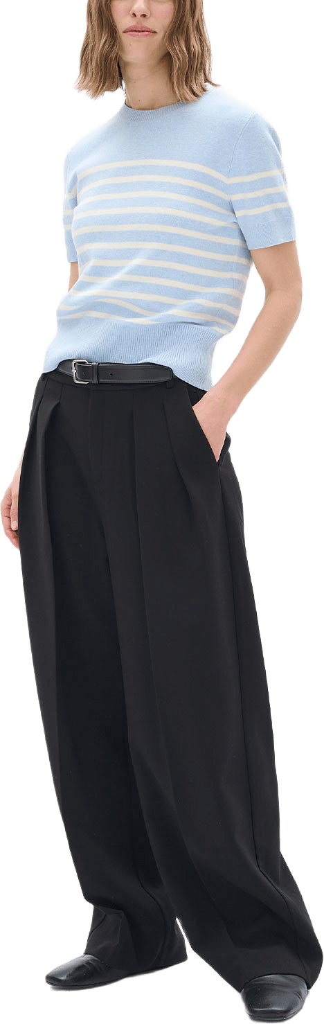 WallisIW Pullover