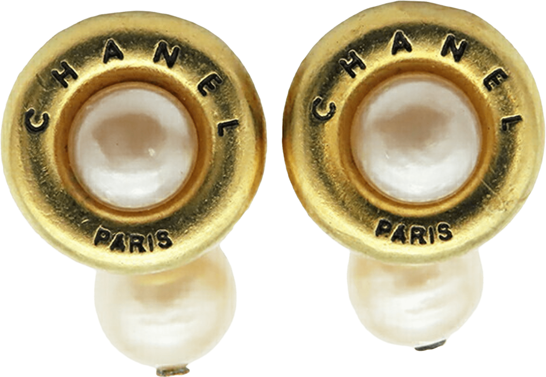 Chanel Gold Plated Faux Pearl Cufflinks, från Luxclusif, i färgen gold.