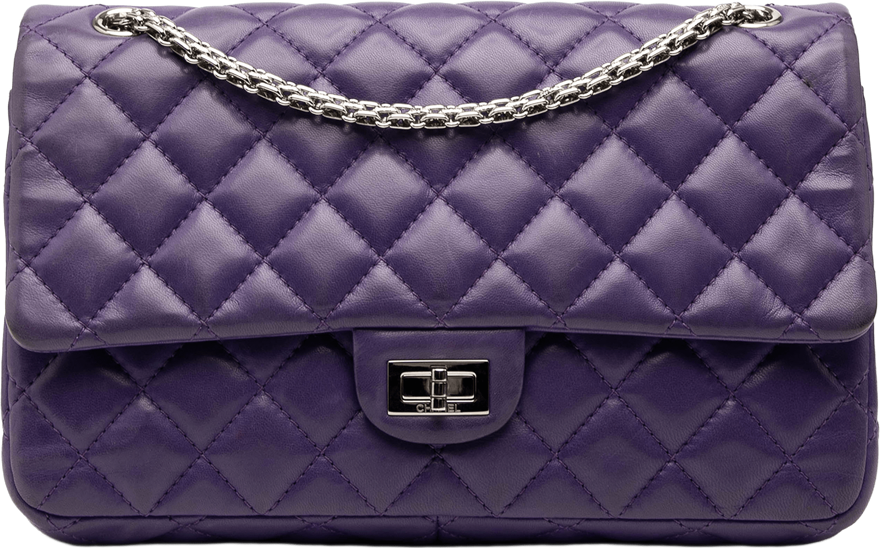 Chanel Quilted Lambskin Reissue 2.55 Double Flap 226, från Luxclusif, i färgen dark purple.