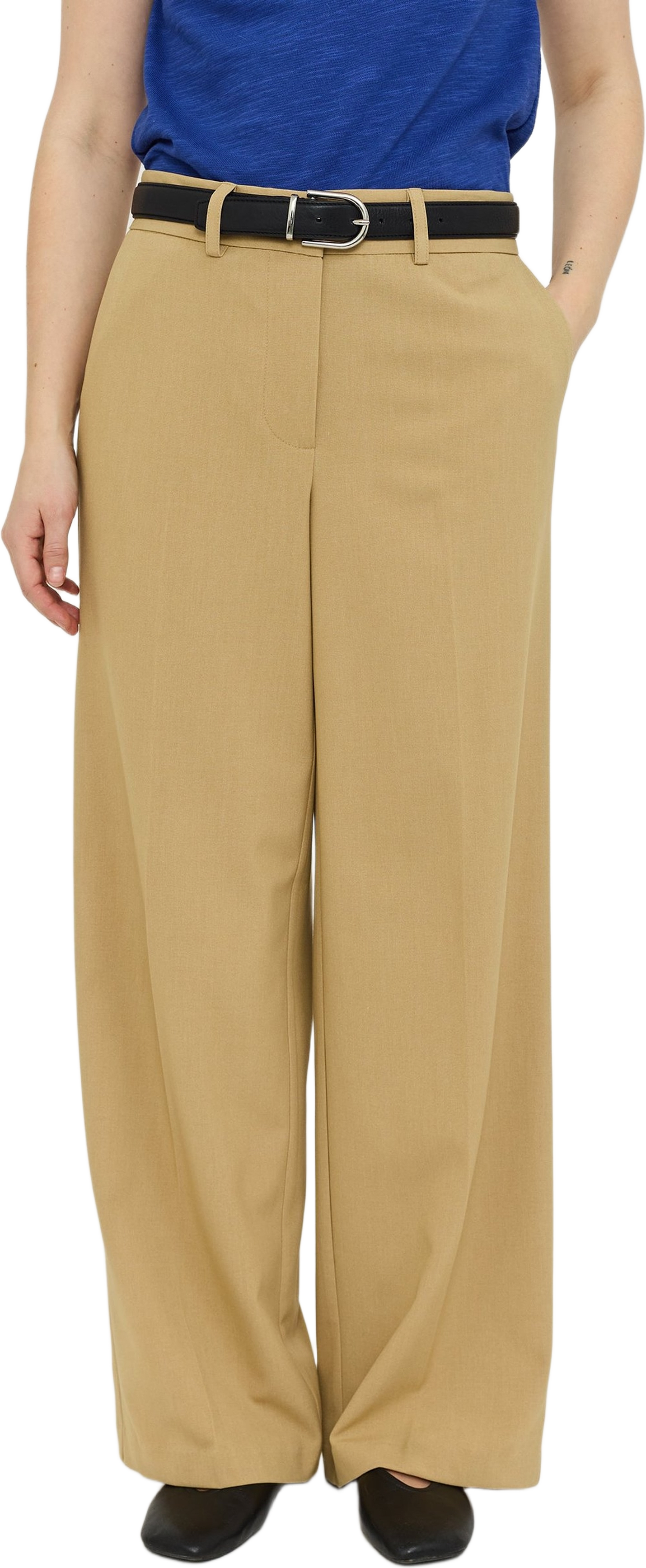 Srvilja Pant Grs - Travertine, från Soft Rebels, i färgen travertine.