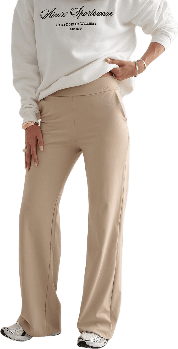 Sense Wide Pants, från aim'n, i färgen beige.