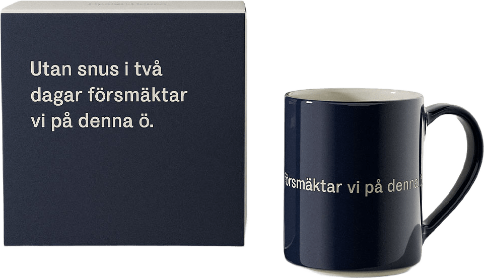 Mugg Utan snus x Astrid Lindgren, från Design House Stockholm, i färgen Blue/Black.