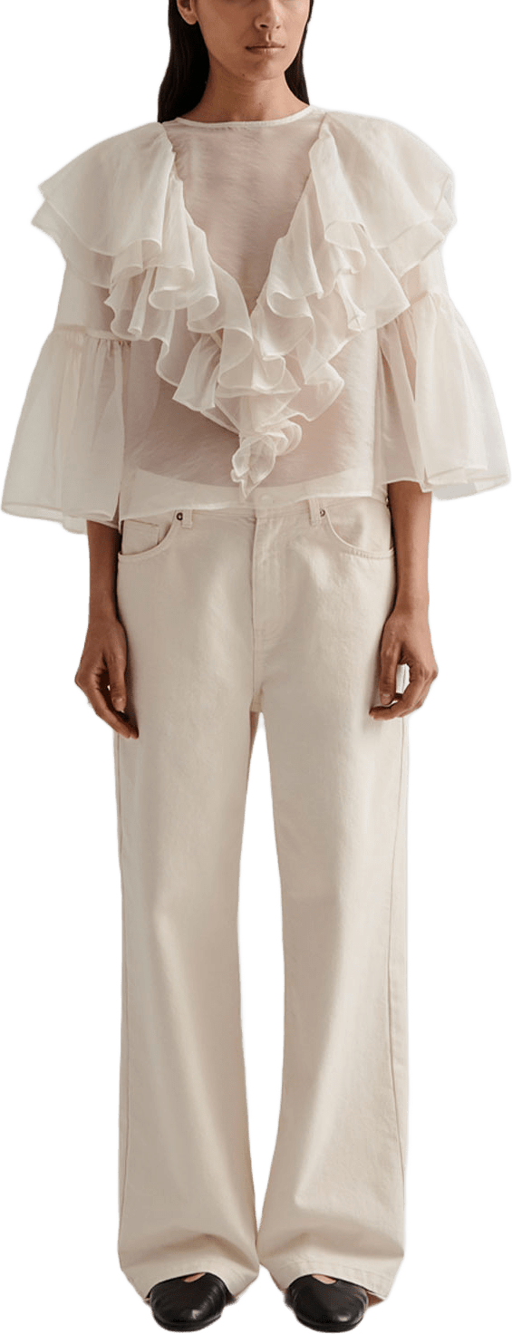 Volangblus i Organza, från Malina, i färgen Vanilla.