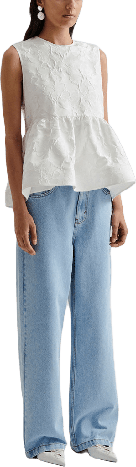 Gianna Blouse, från Malina, i färgen White.