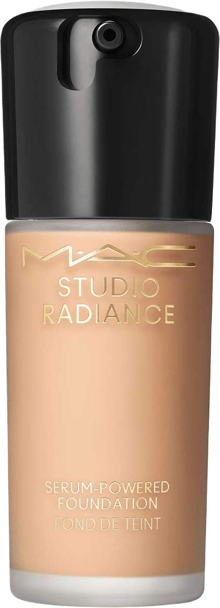 Studio Radiance Serum Powered Foundation, från MAC Cosmetics, i färgen Nw18.