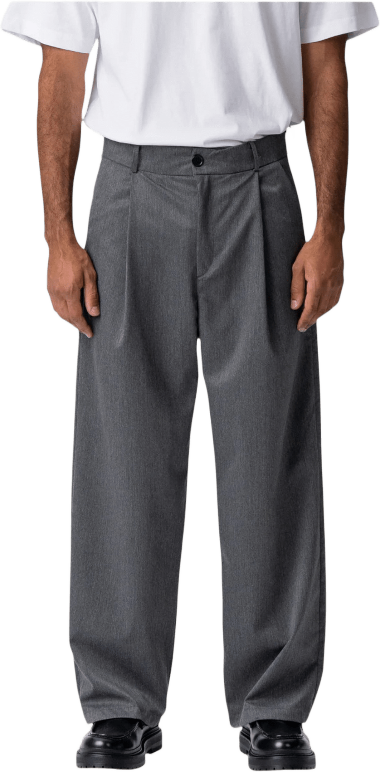 Performancebyxor - Bred Passform, från TeeShoppen, i färgen ljusgrå.