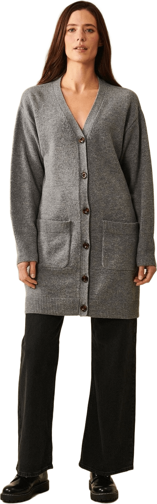 Asta Cardigan, från Jumperfabriken, i färgen grey.