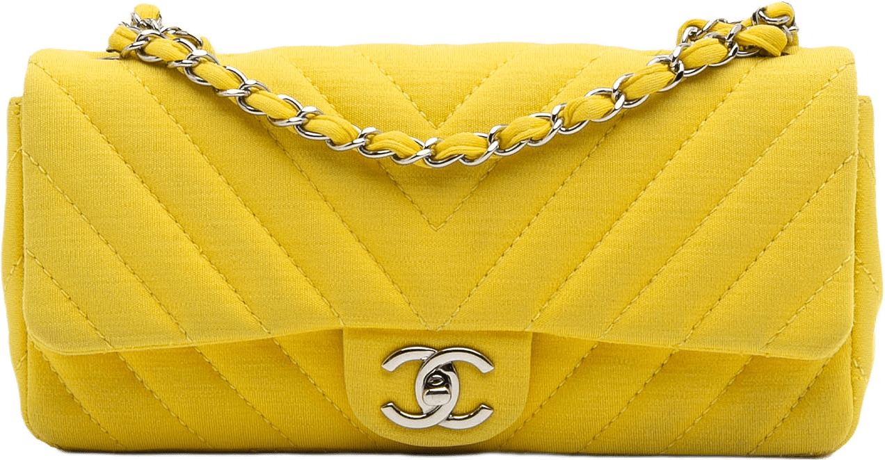 Chanel Chevron Jersey East West Flap, från Luxclusif, i färgen yellow.