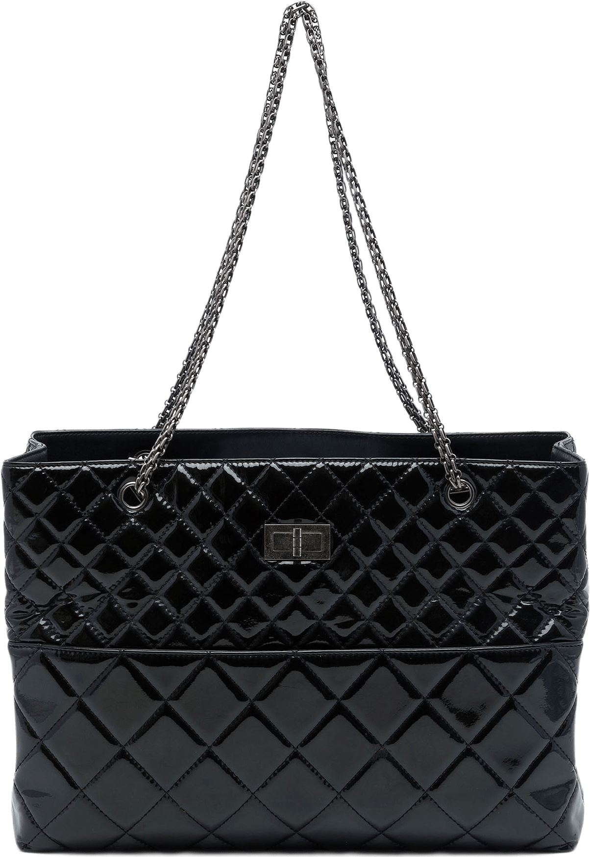 Chanel Quilted Patent Reissue 2.55 Tote, från Luxclusif, i färgen svart.