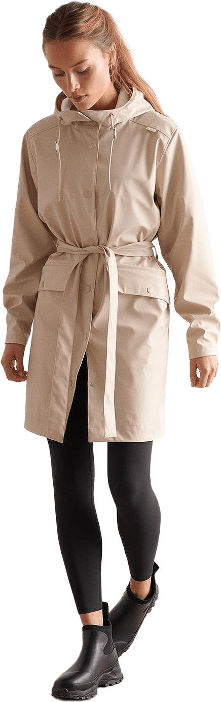 Café Au Lait Rain Jacket, från aim'n, i färgen café au lait.