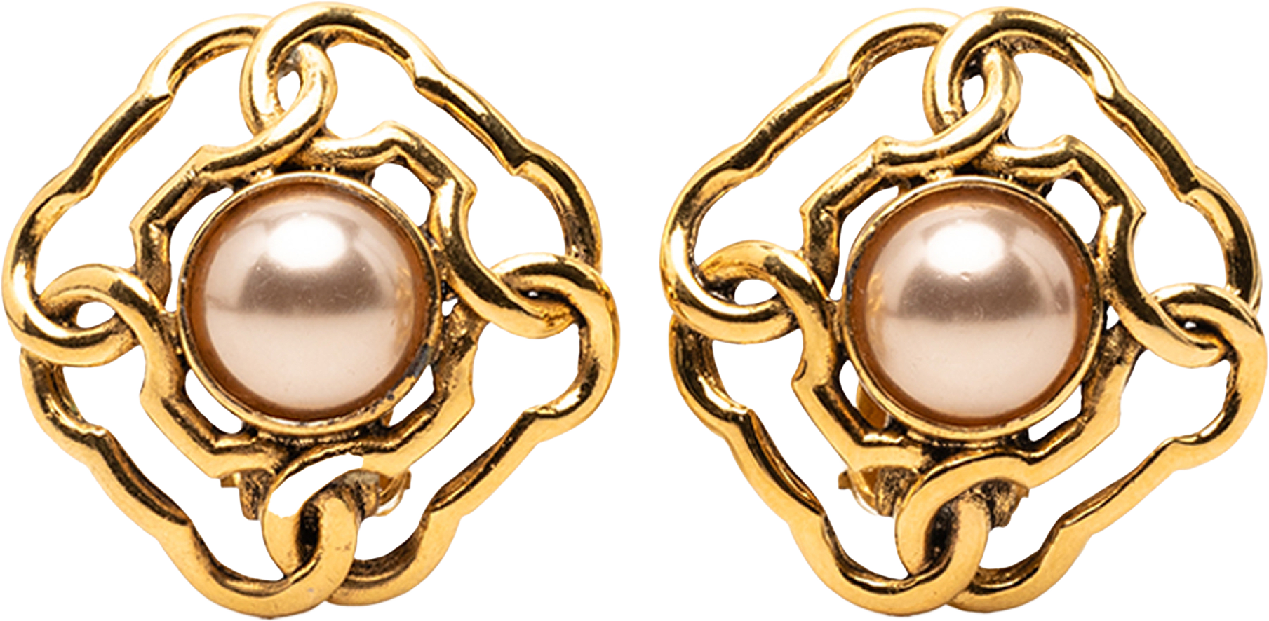 Chanel Gold Plated Faux Pearl Clip On Earrings, från Luxclusif, i färgen gold.