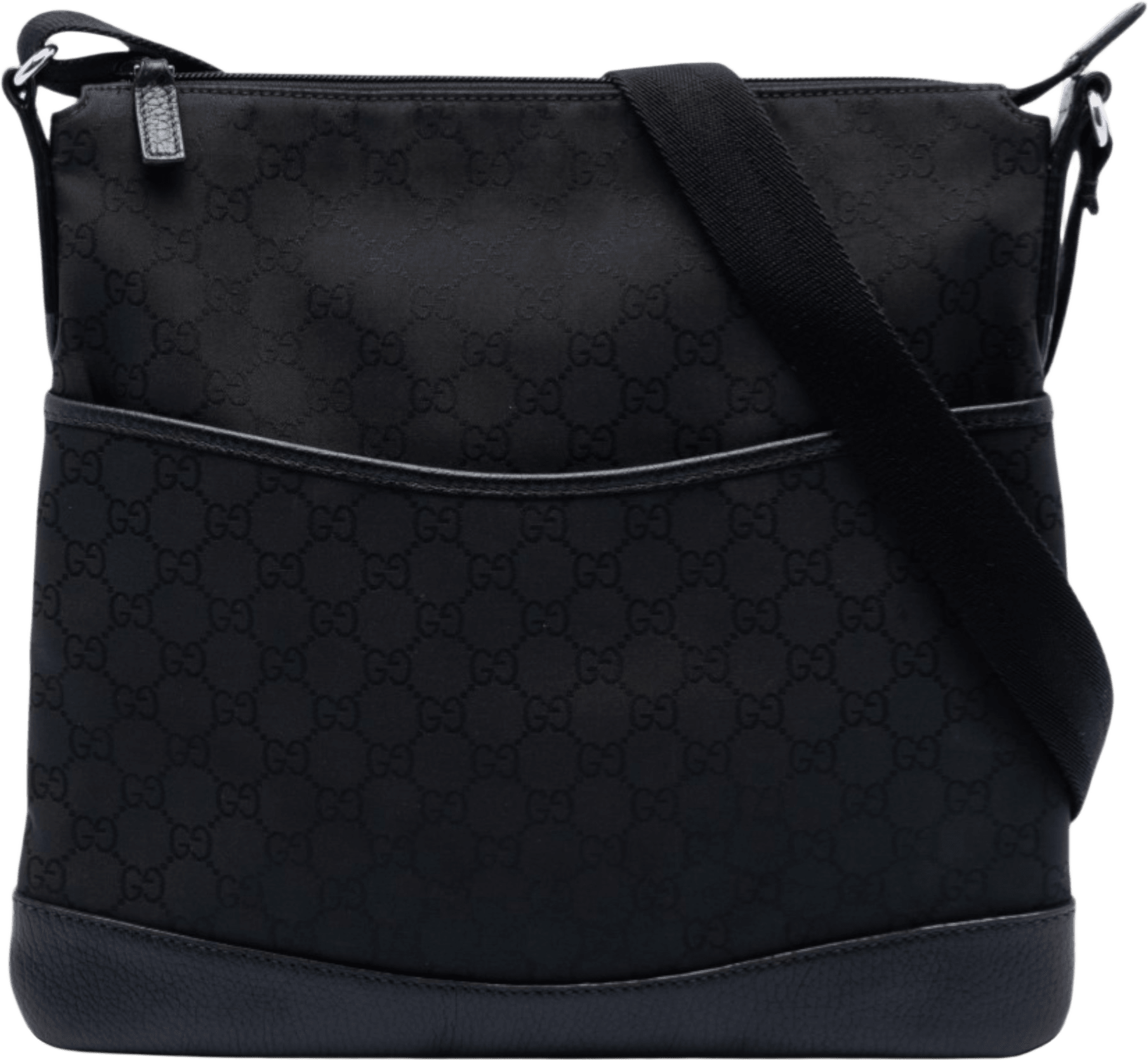 Gucci Gg Nylon Flat Messenger Bag, från Luxclusif, i färgen black.