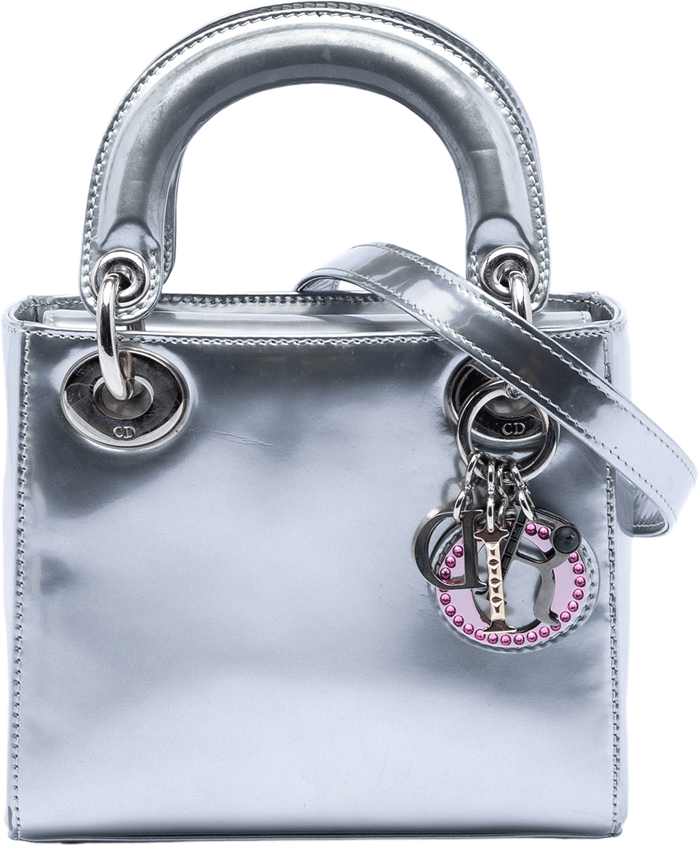 Dior Limited Edition Beijing China World Mini Metallic Patent Lady Dior, från Luxclusif, i färgen silver.