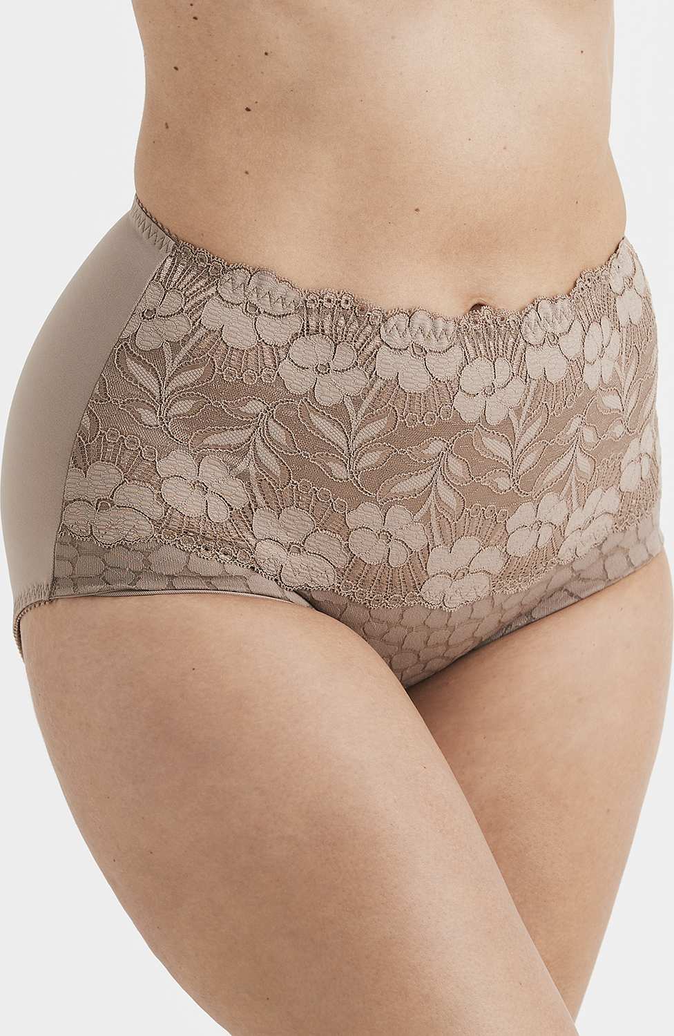 Jacquard & Lace Trosgördel, från Miss Mary of Sweden, i färgen taupe.