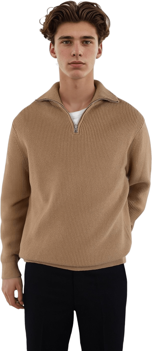 Reuben Knitted Half Zip, från Ciszere, i färgen tan.